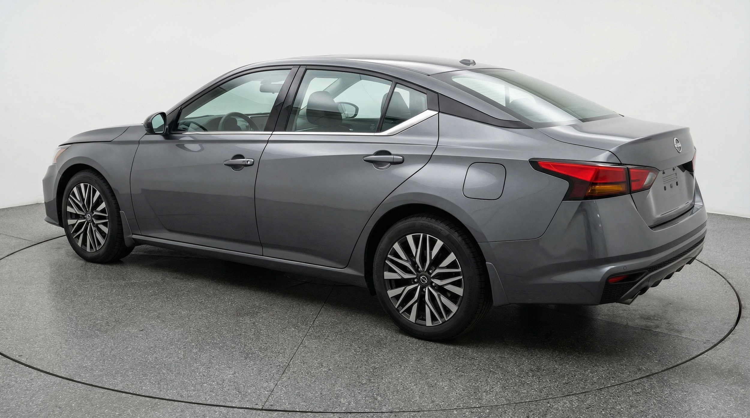 Thumbnail: 2025 Nissan Altima - 5