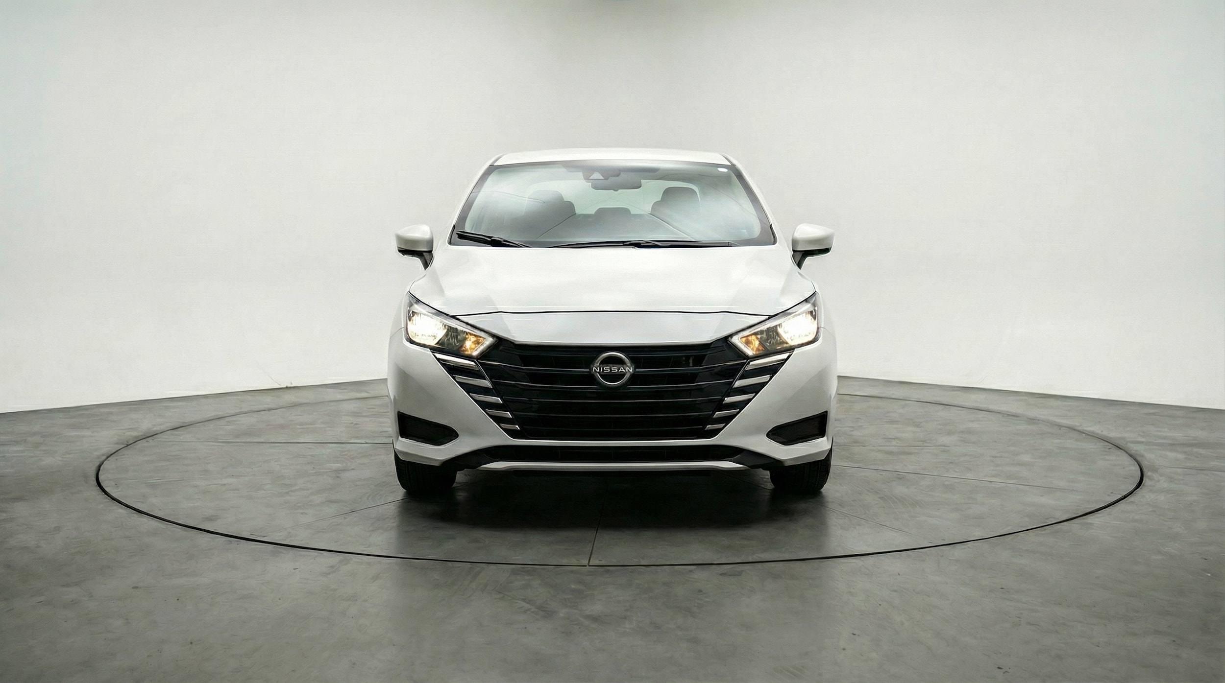 Thumbnail: 2025 Nissan Versa - 2