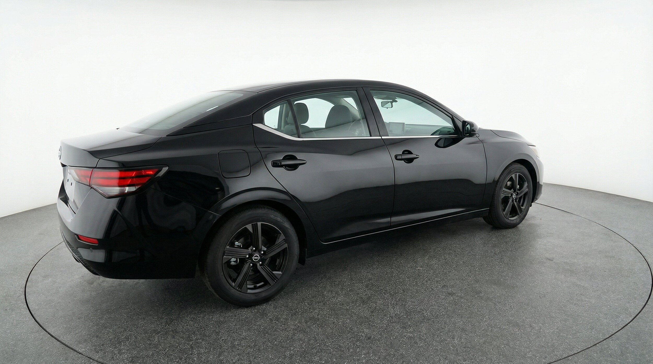 Thumbnail: 2025 Nissan Sentra - 9