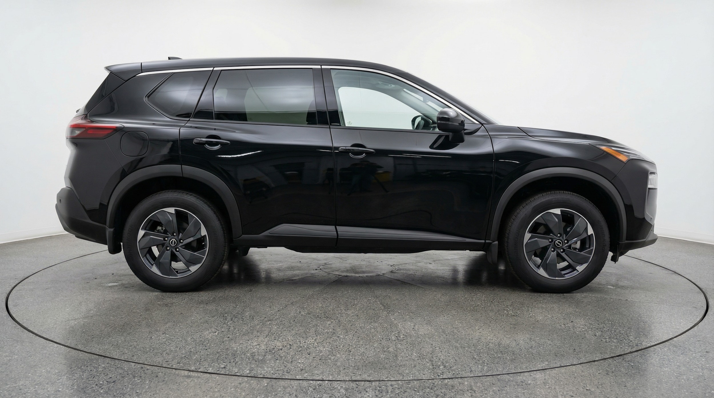 Thumbnail: 2025 Nissan Rogue - 8