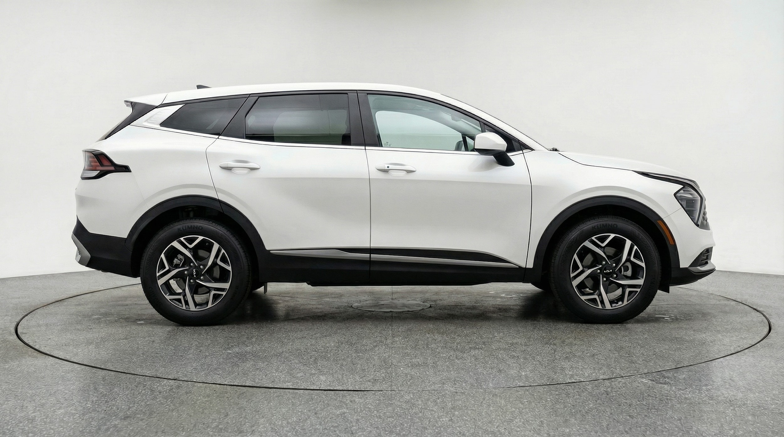 Thumbnail: 2025 Kia Sportage - 8