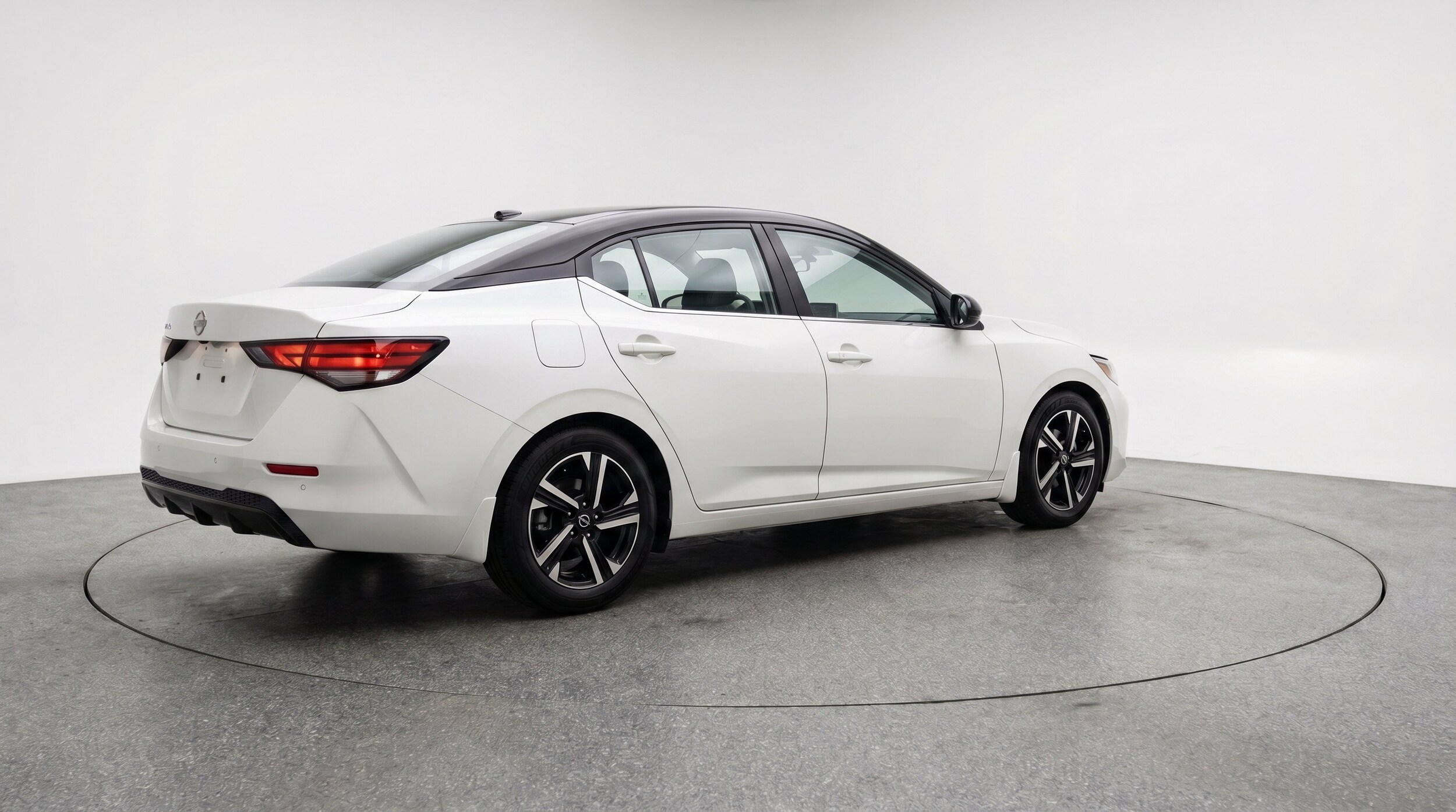 Thumbnail: 2025 Nissan Sentra - 9