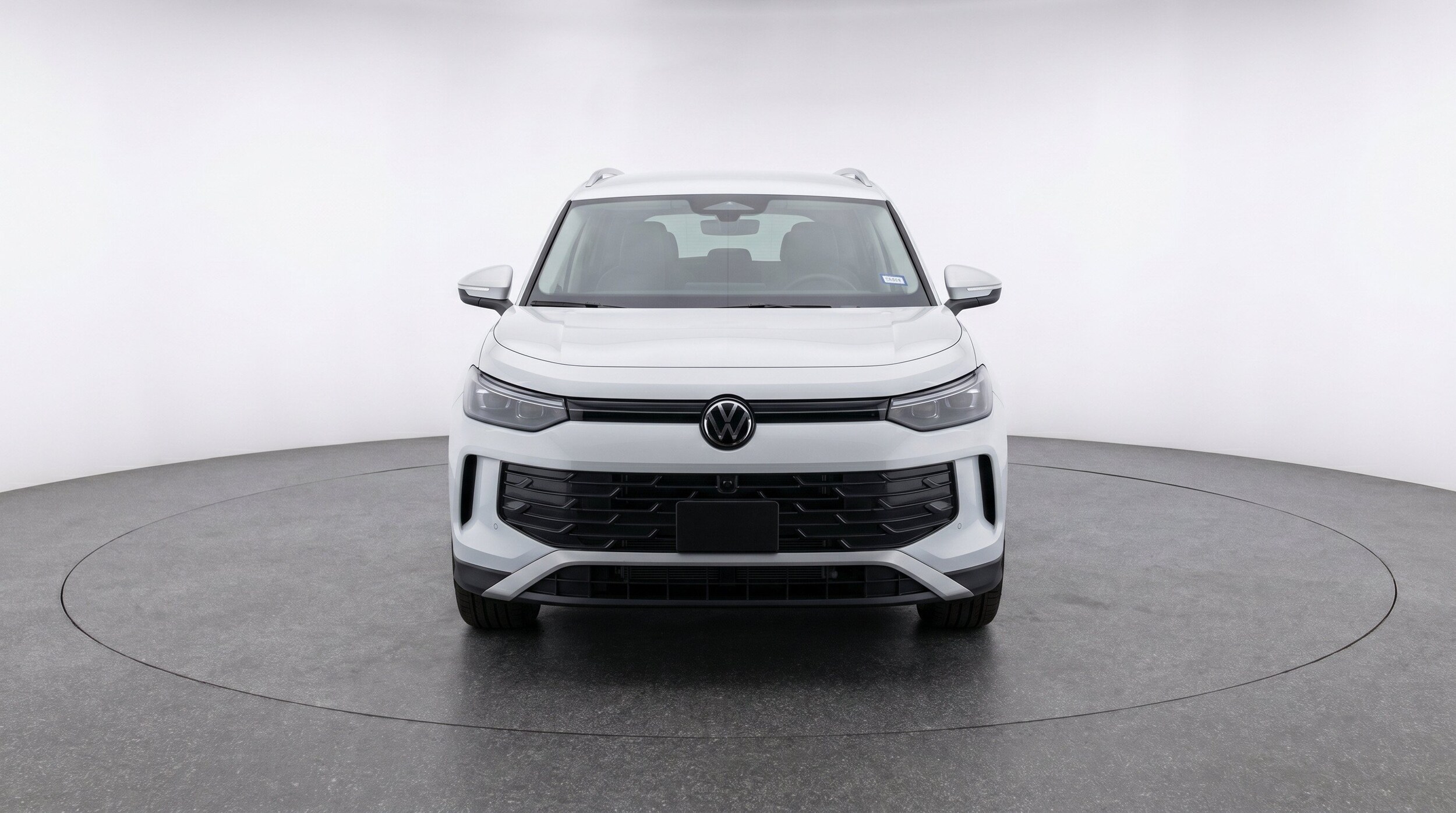 Thumbnail: 2026 Volkswagen Tiguan - 2
