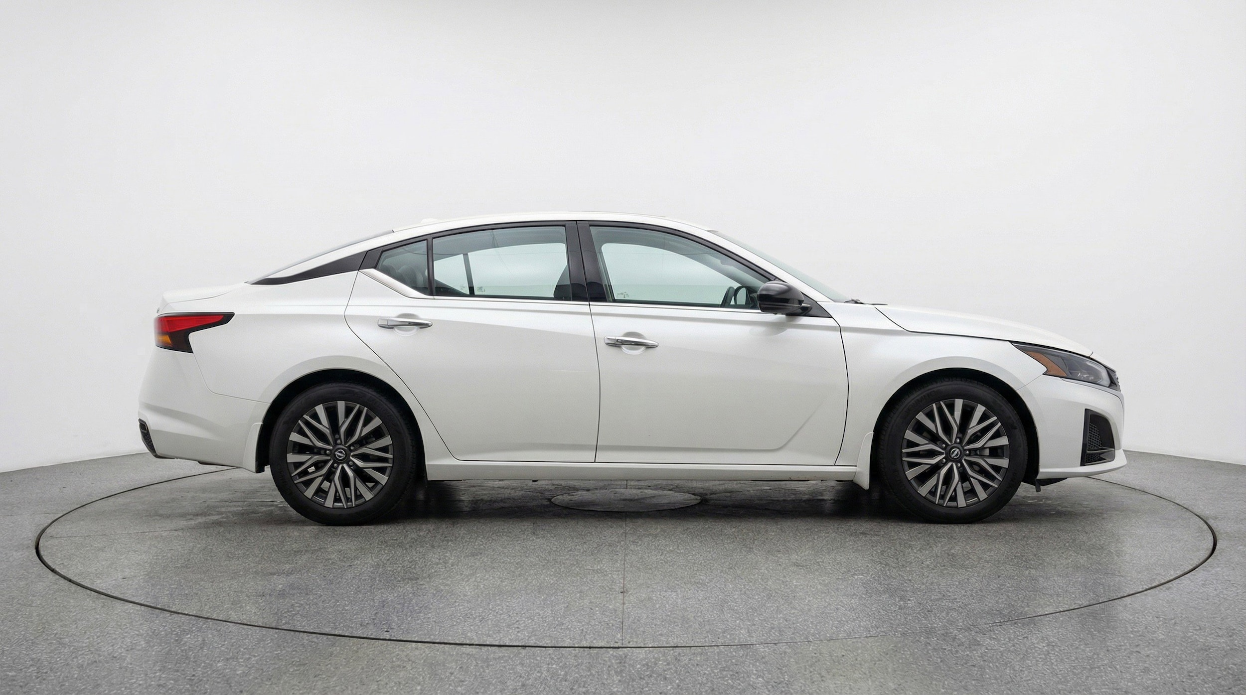 Thumbnail: 2025 Nissan Altima - 11