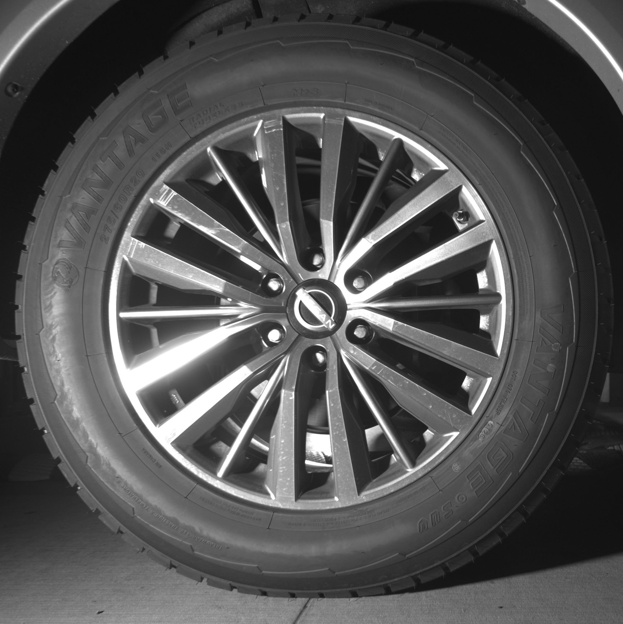 Thumbnail: 2023 Nissan Armada - 15