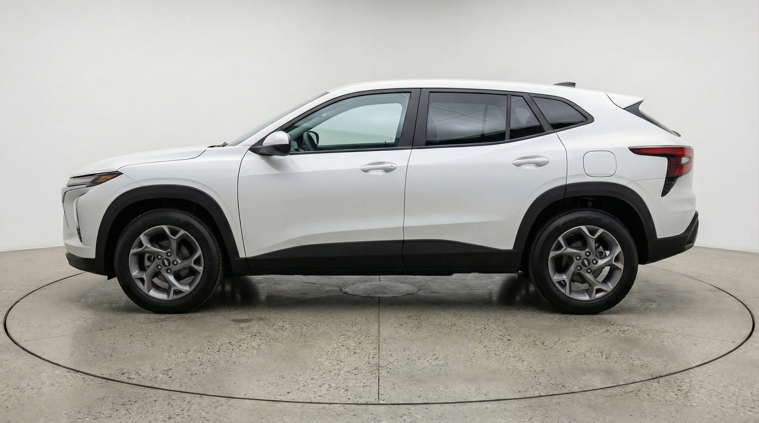 Thumbnail: 2025 Chevrolet Trax - 5