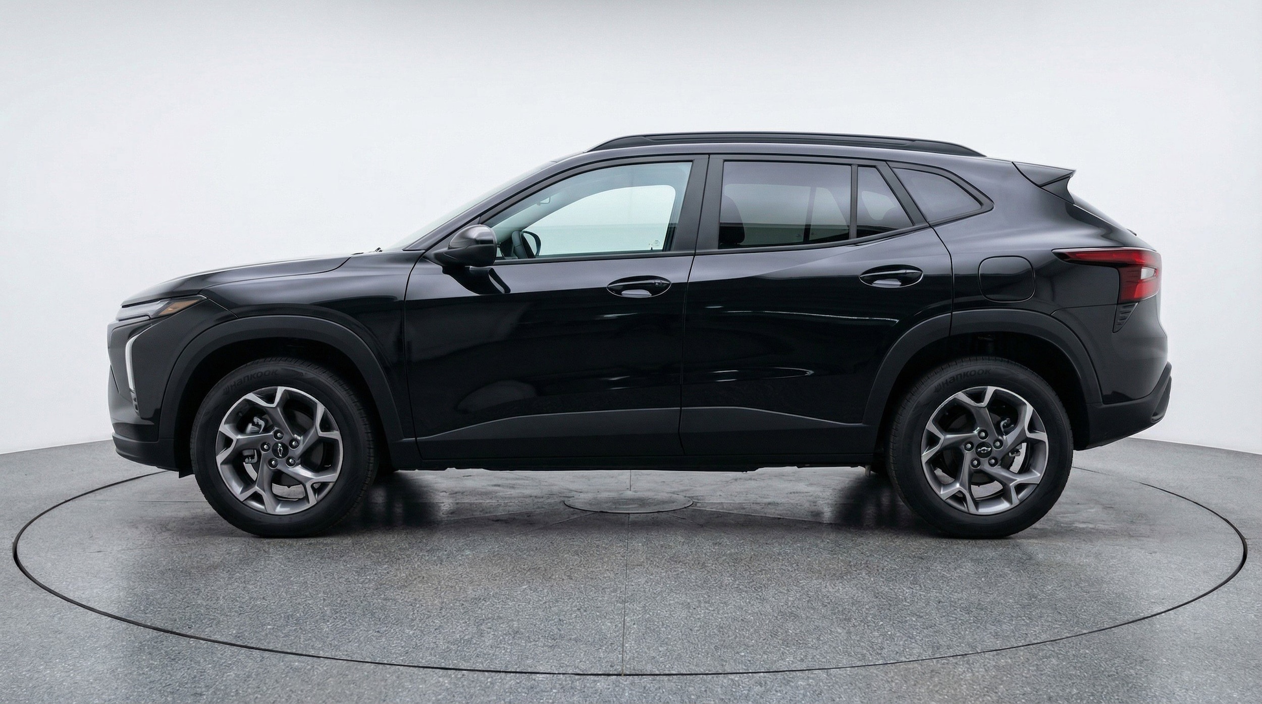 Thumbnail: 2025 Chevrolet Trax - 5