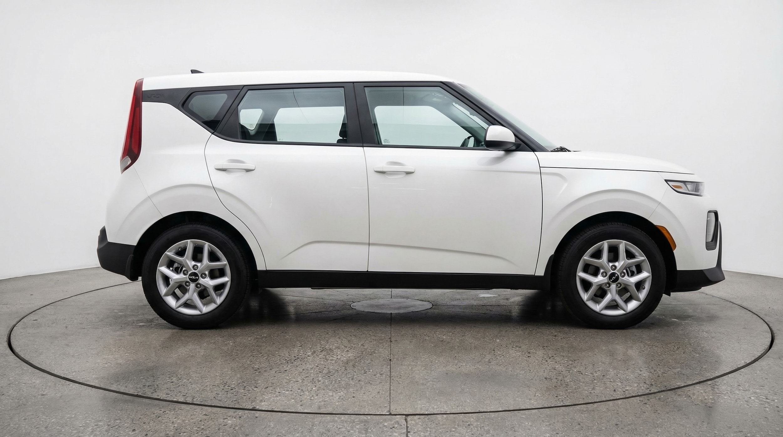 Thumbnail: 2025 Kia Soul - 8