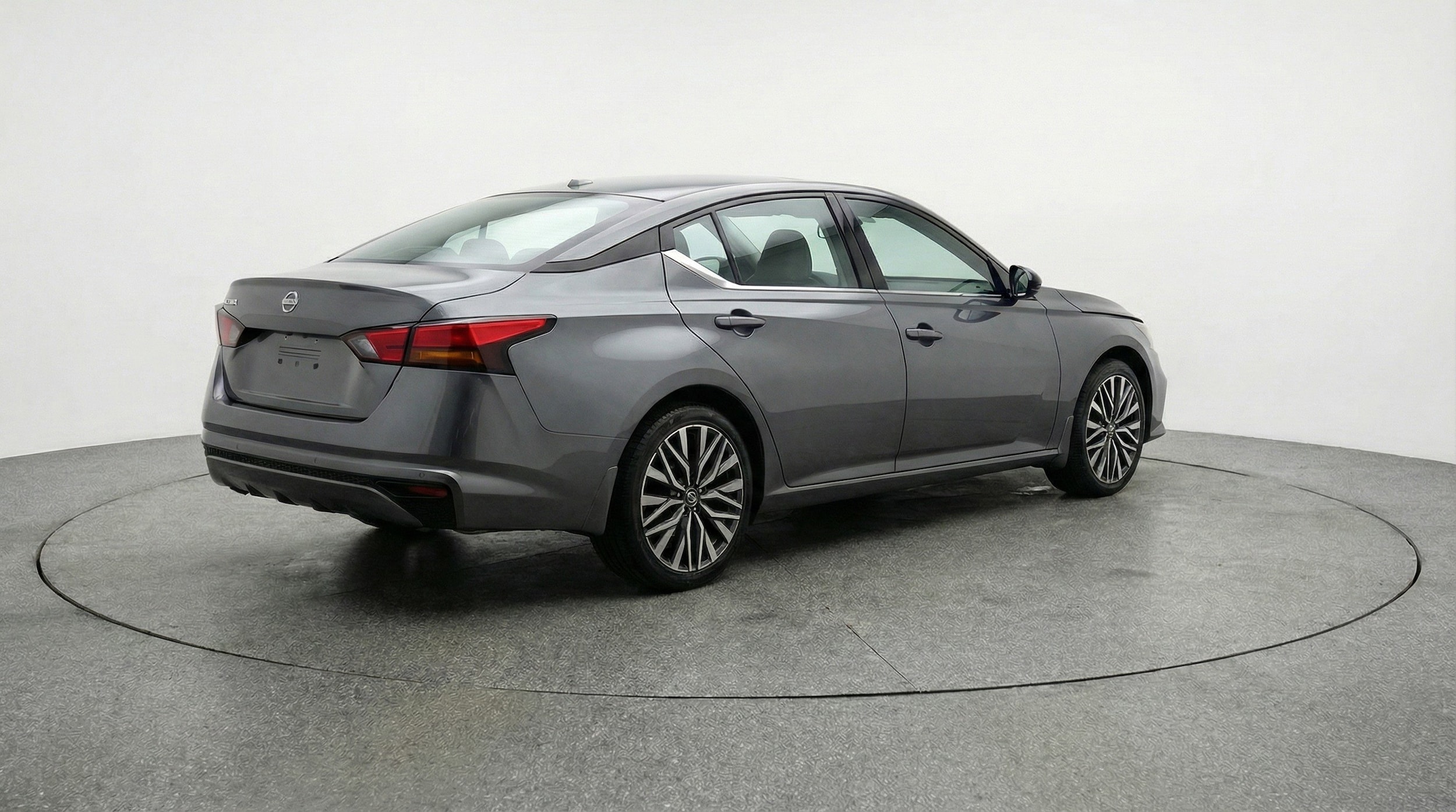 Thumbnail: 2025 Nissan Altima - 9