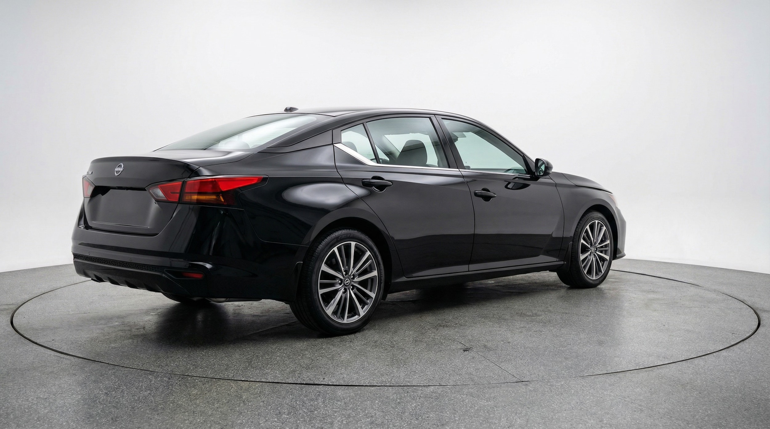 Thumbnail: 2025 Nissan Altima - 7