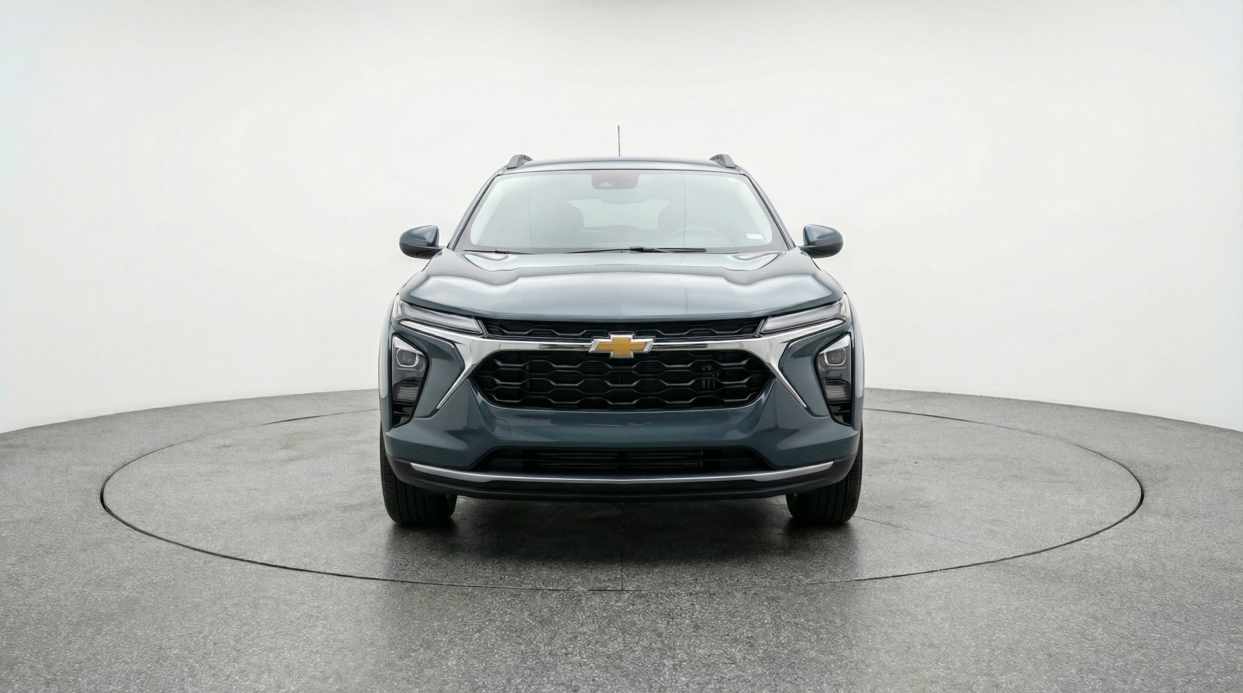 Thumbnail: 2025 Chevrolet Trax - 2
