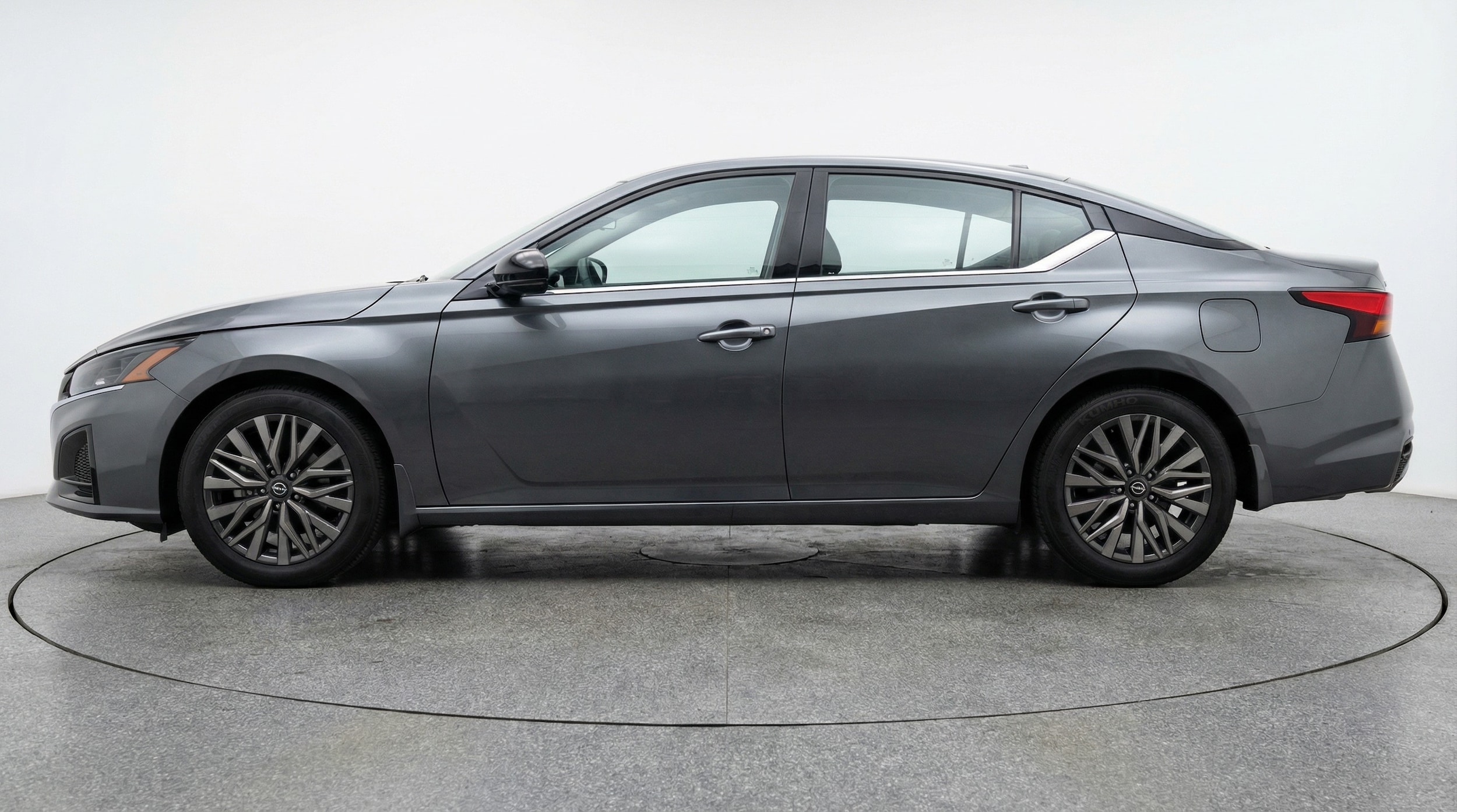 Thumbnail: 2025 Nissan Altima - 4