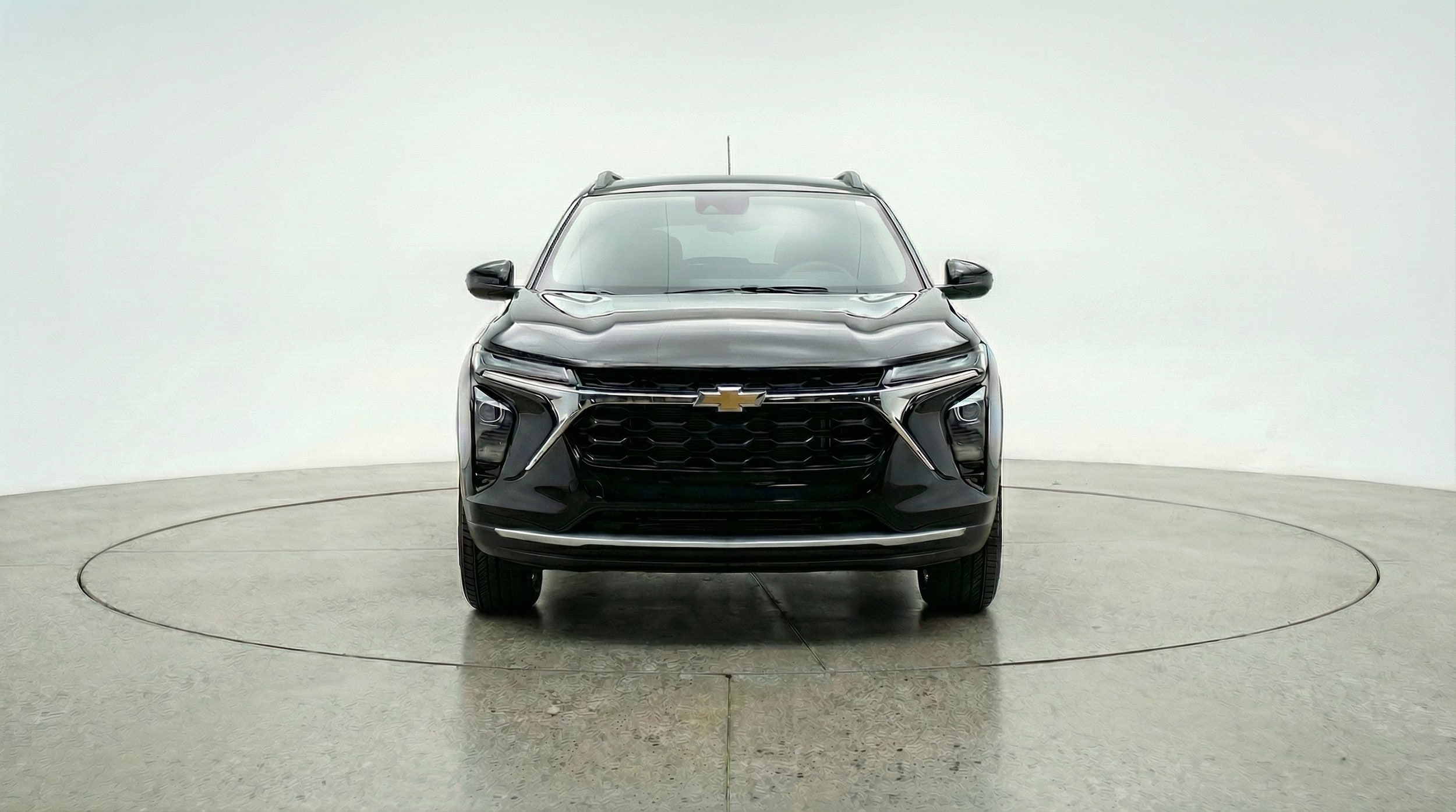 Thumbnail: 2025 Chevrolet Trax - 2