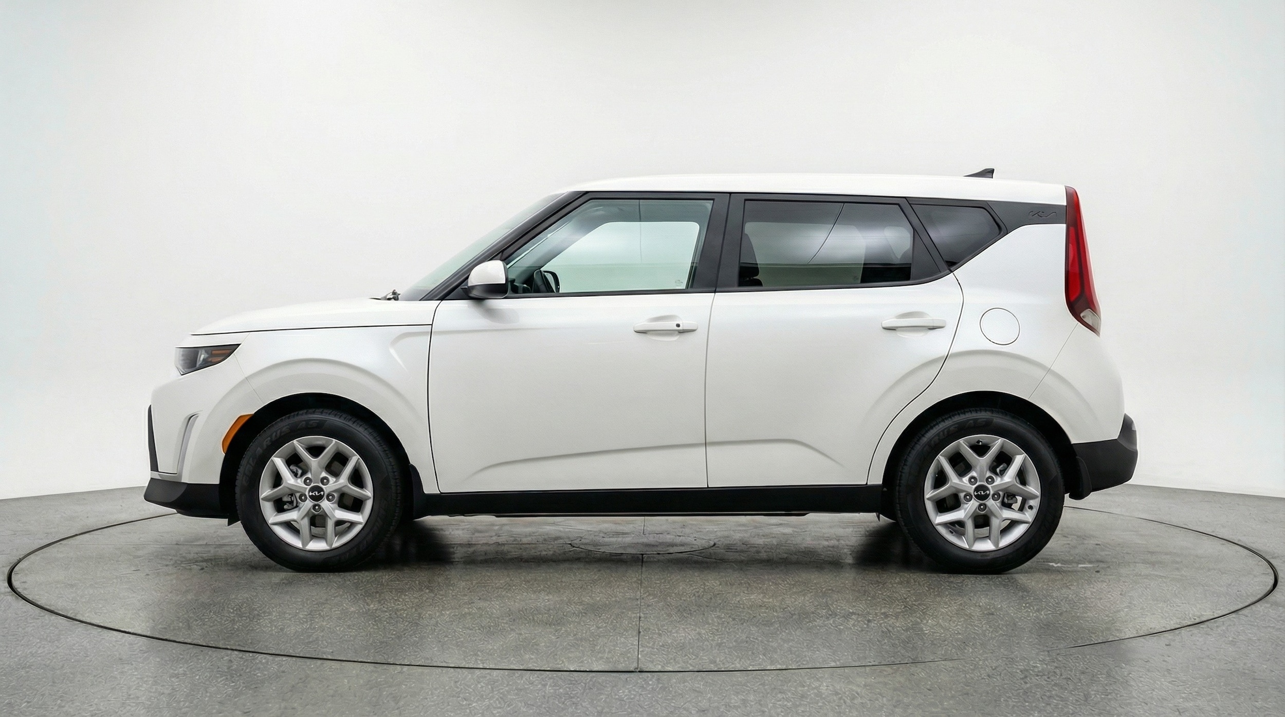 Thumbnail: 2025 Kia Soul - 4