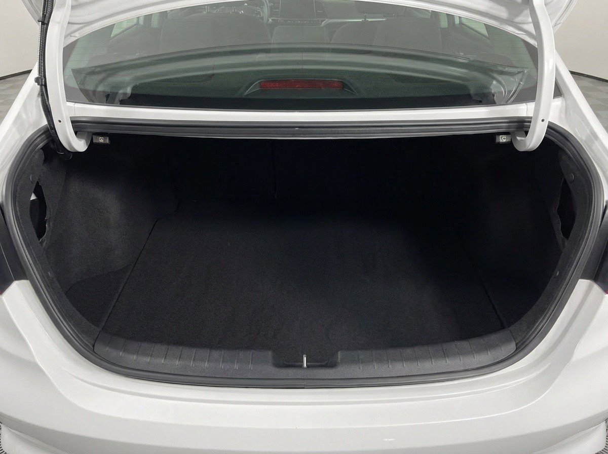 Thumbnail: 2024 Kia Forte - 21