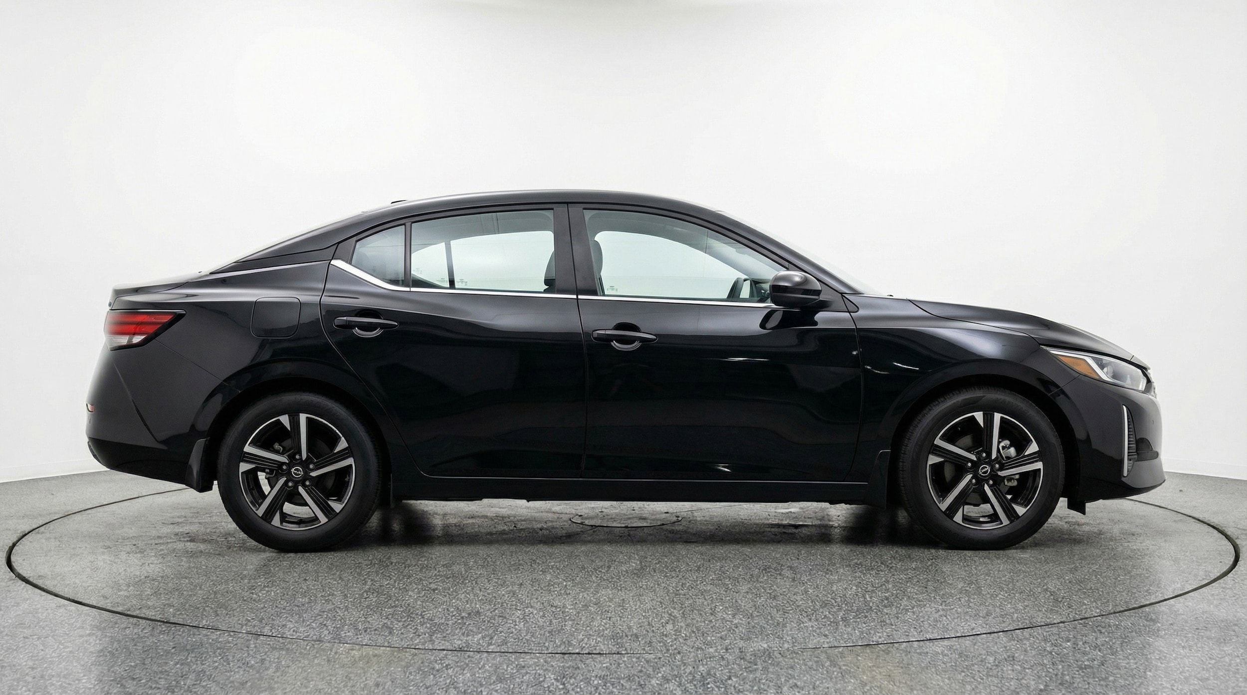 Thumbnail: 2025 Nissan Sentra - 11