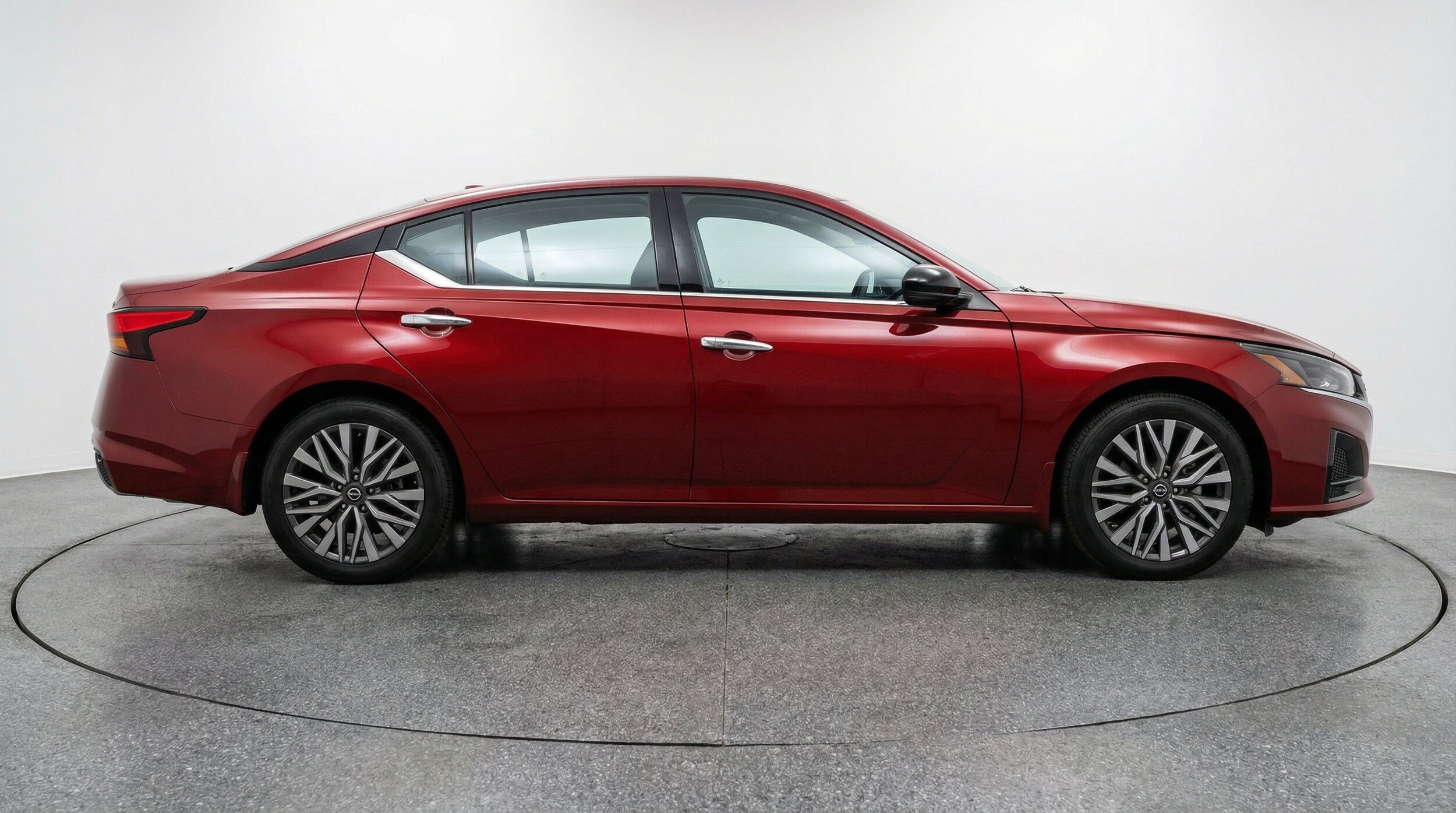 Thumbnail: 2025 Nissan Altima - 11