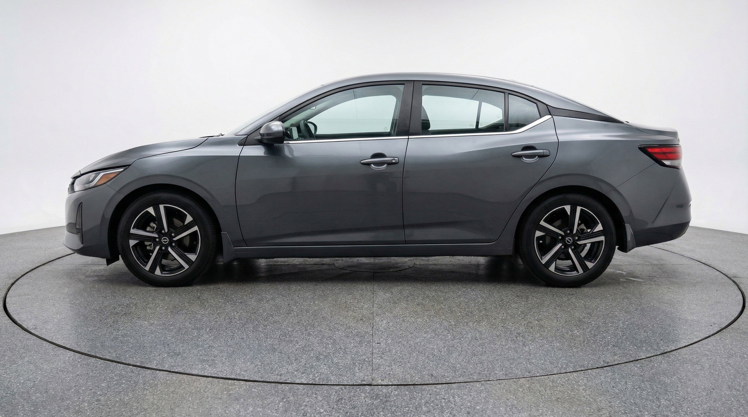 Thumbnail: 2025 Nissan Sentra - 5