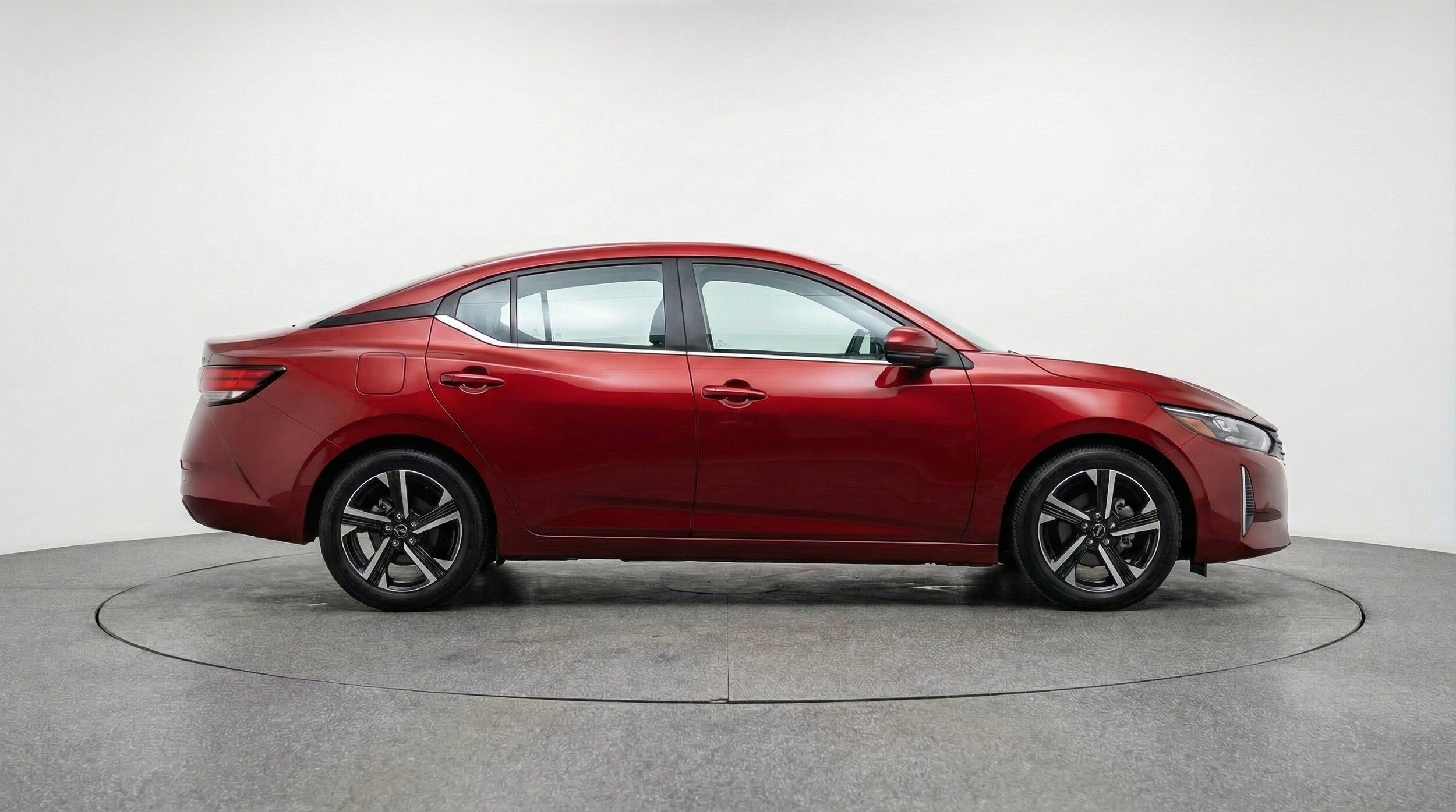 Thumbnail: 2025 Nissan Sentra - 10