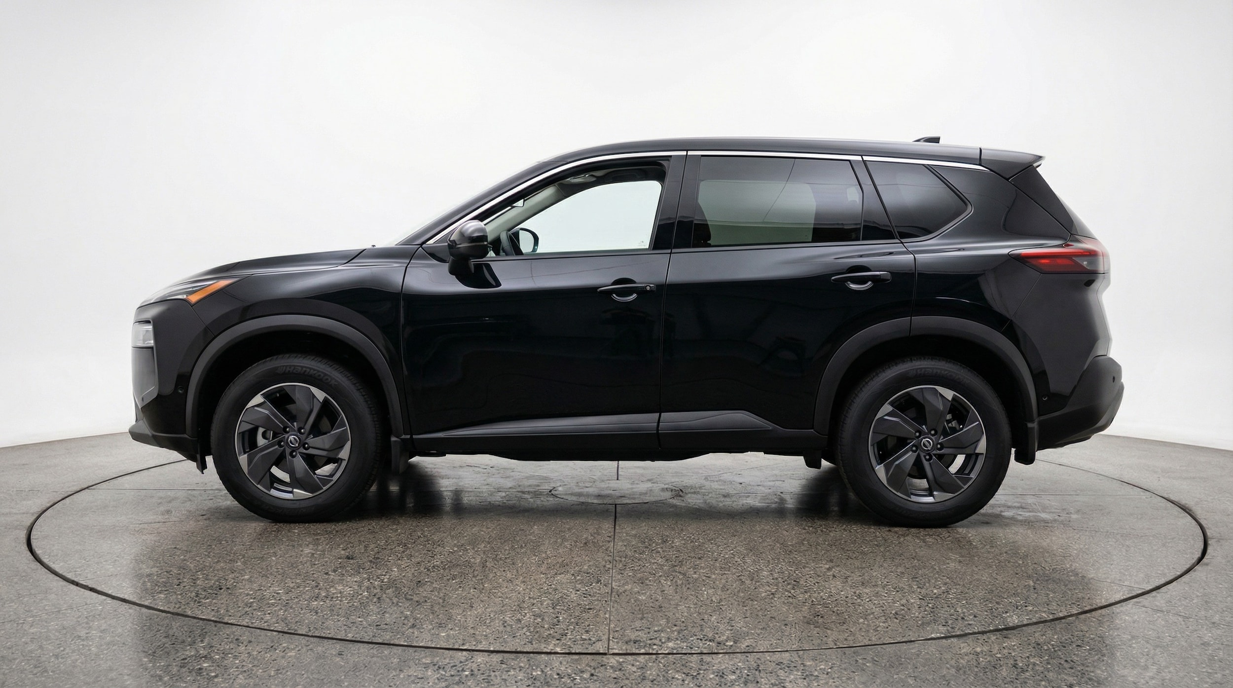 Thumbnail: 2025 Nissan Rogue - 4