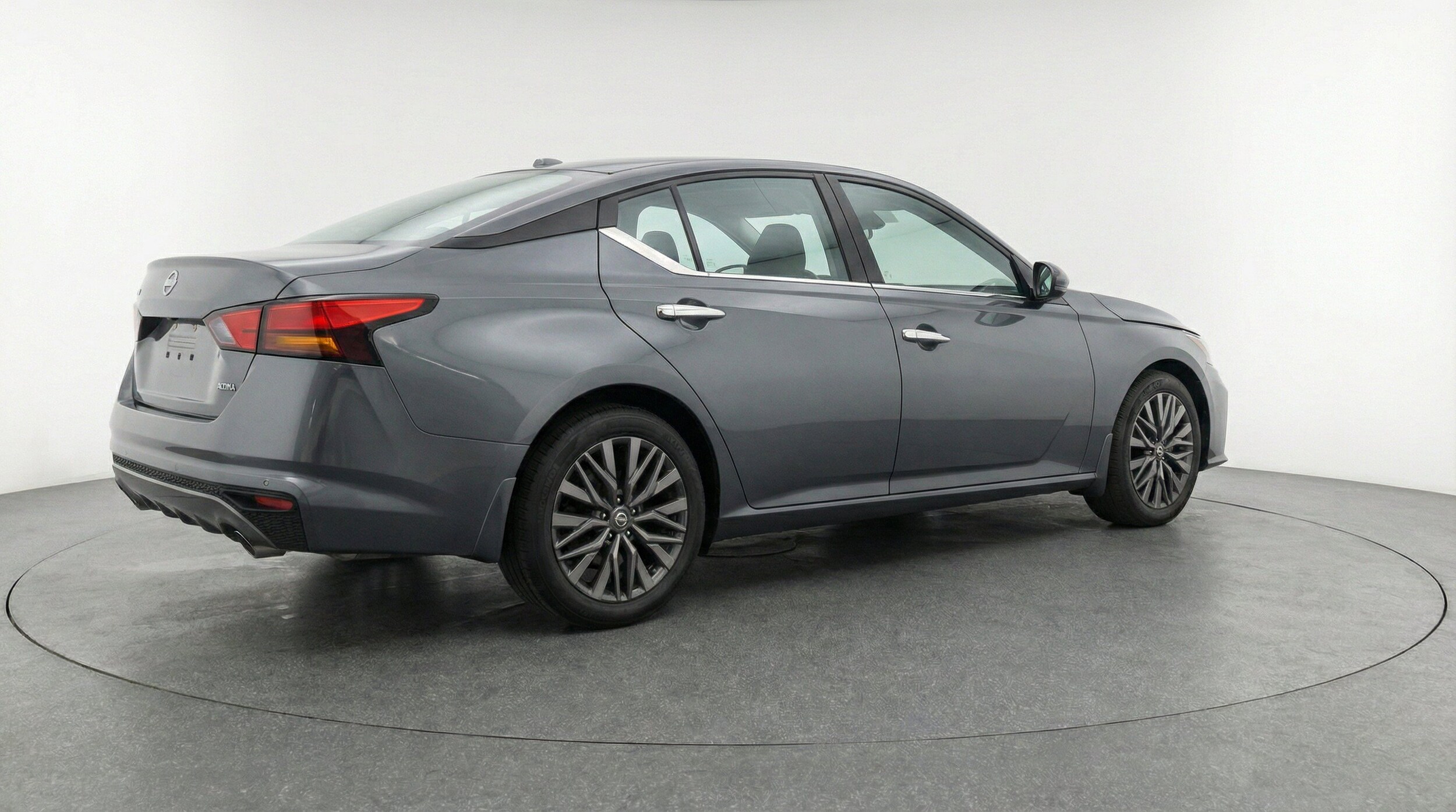 Thumbnail: 2025 Nissan Altima - 9