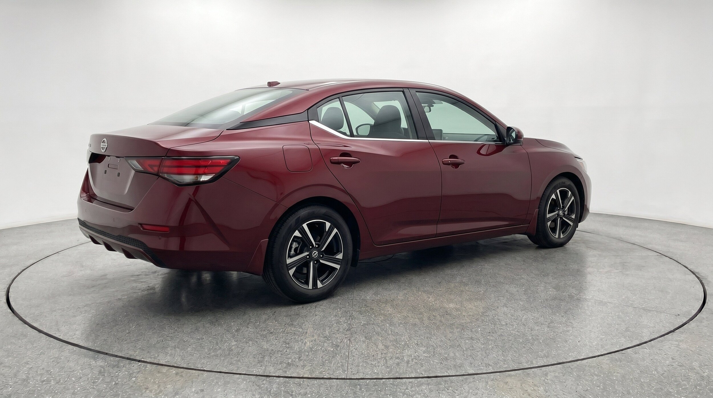 Thumbnail: 2025 Nissan Sentra - 9