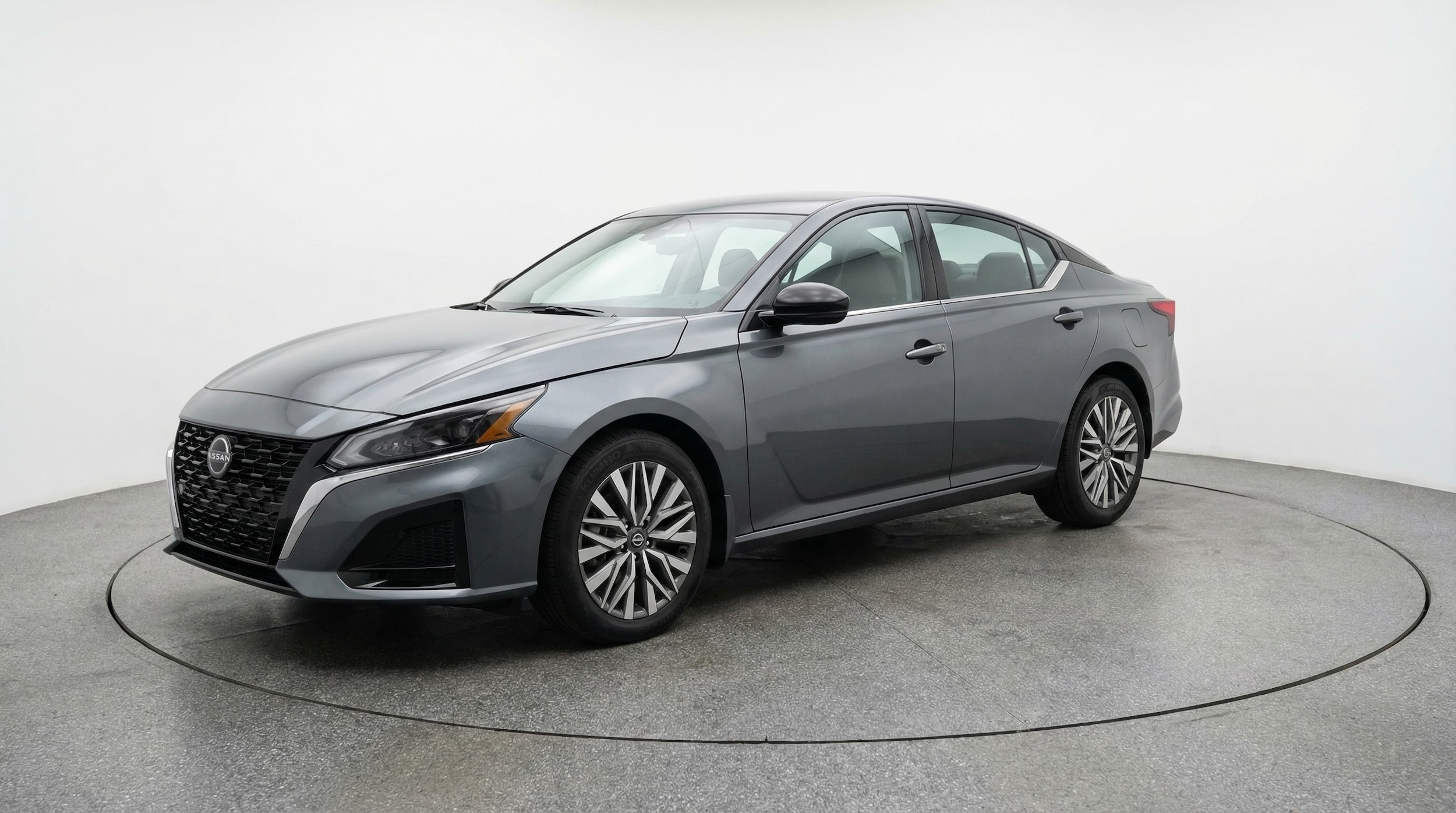 Thumbnail: 2025 Nissan Altima - 3