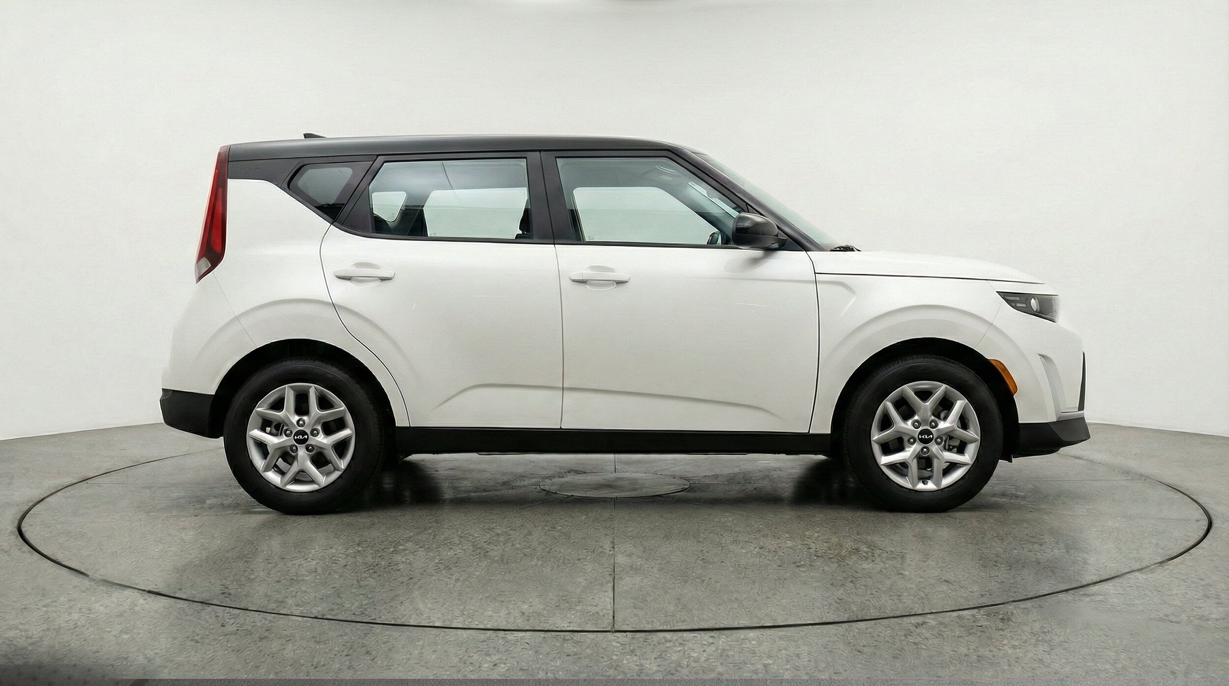 Thumbnail: 2025 Kia Soul - 11