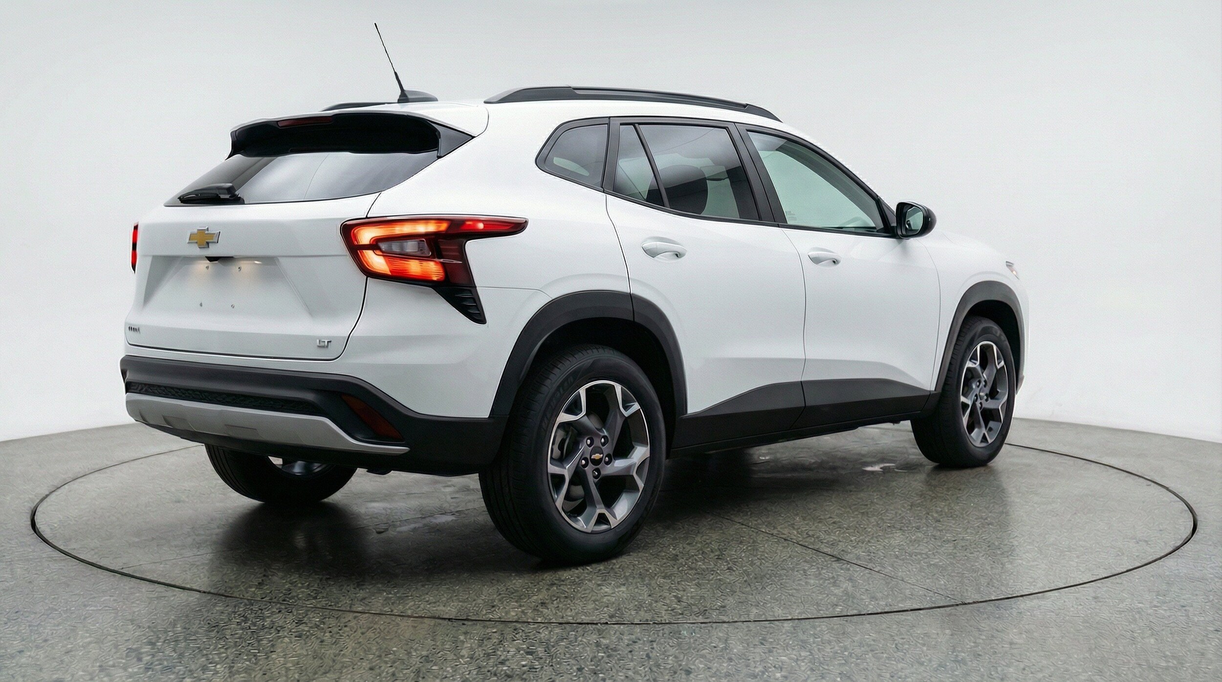 Thumbnail: 2025 Chevrolet Trax - 9