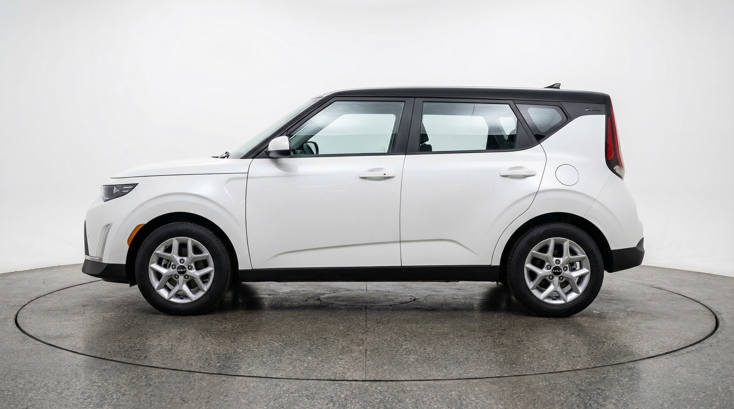 Thumbnail: 2025 Kia Soul - 4