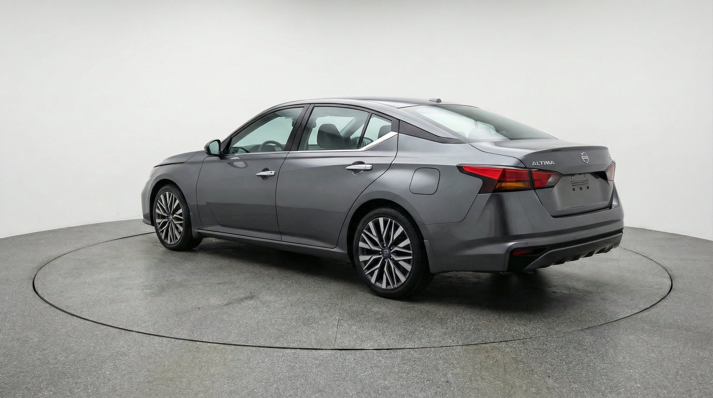 Thumbnail: 2025 Nissan Altima - 6
