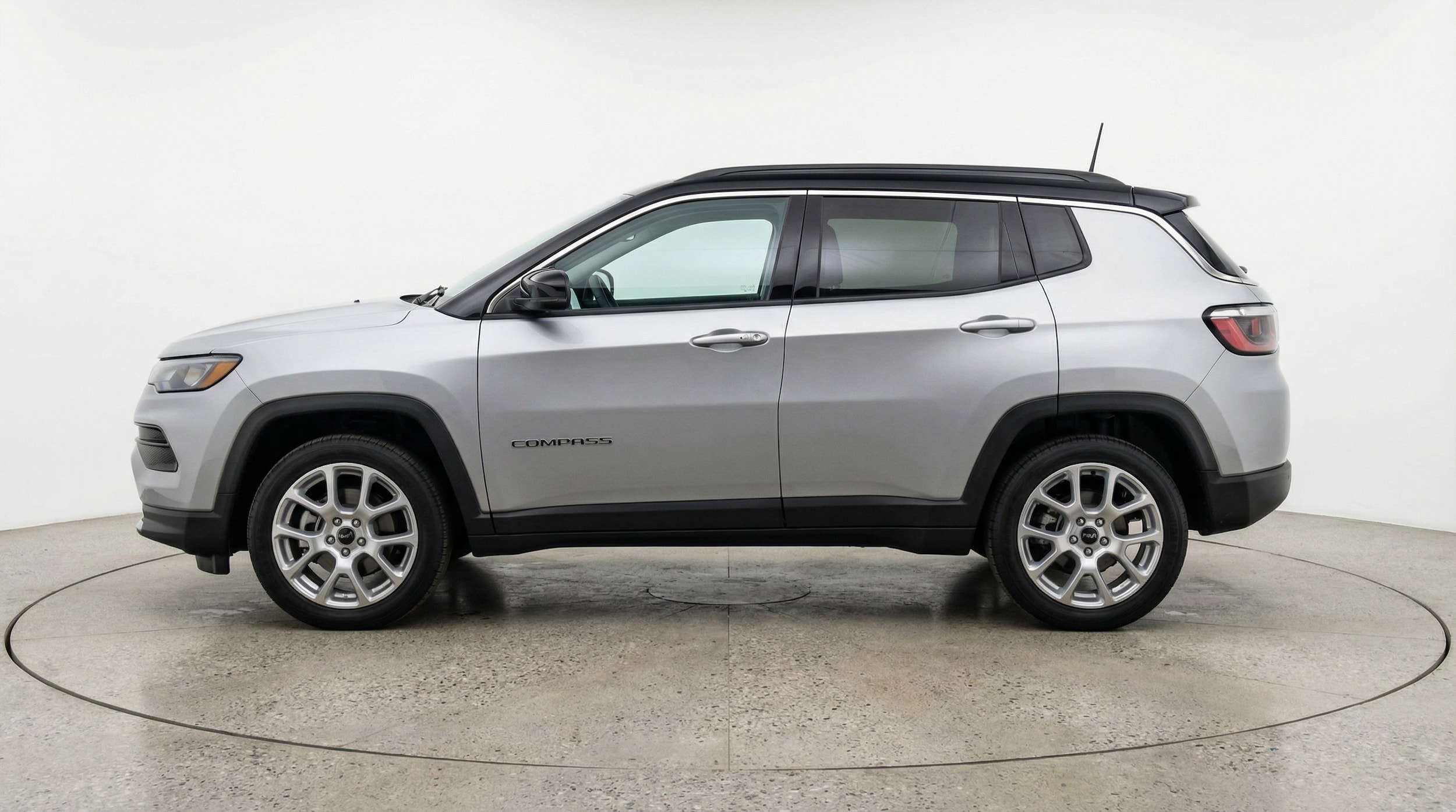 Thumbnail: 2025 Jeep Compass - 4