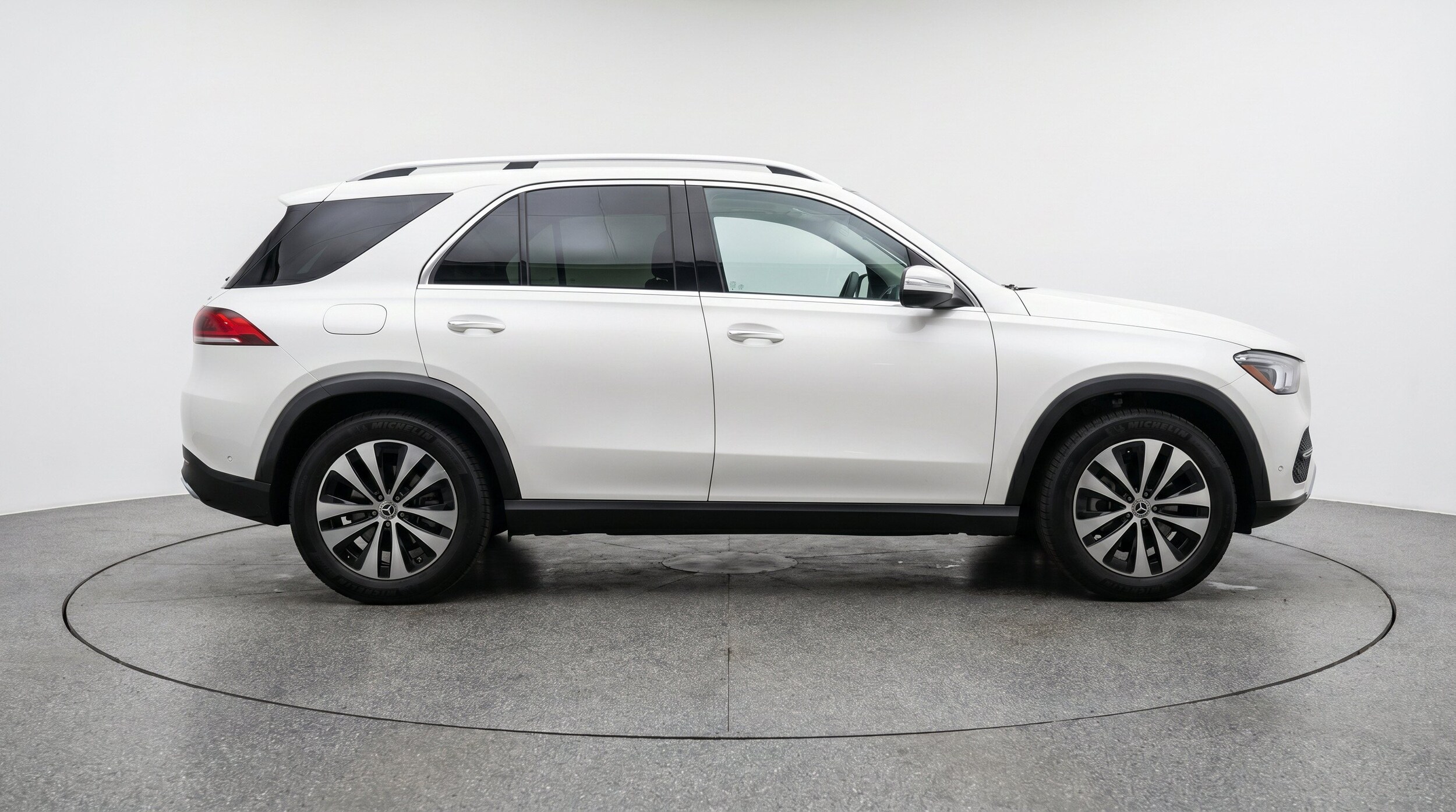 Thumbnail: 2026 Mercedes-Benz GLE - 11