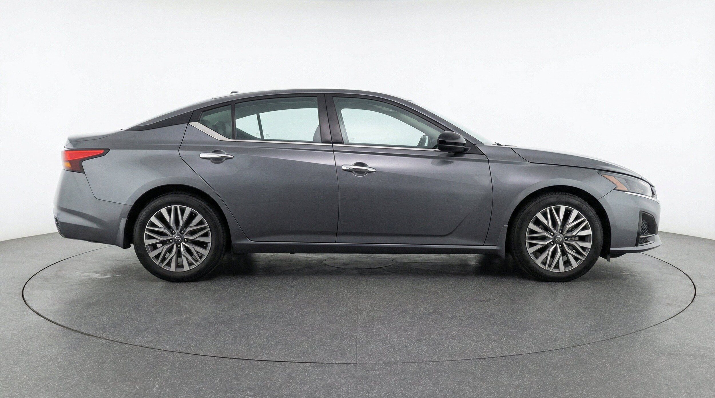 Thumbnail: 2025 Nissan Altima - 11