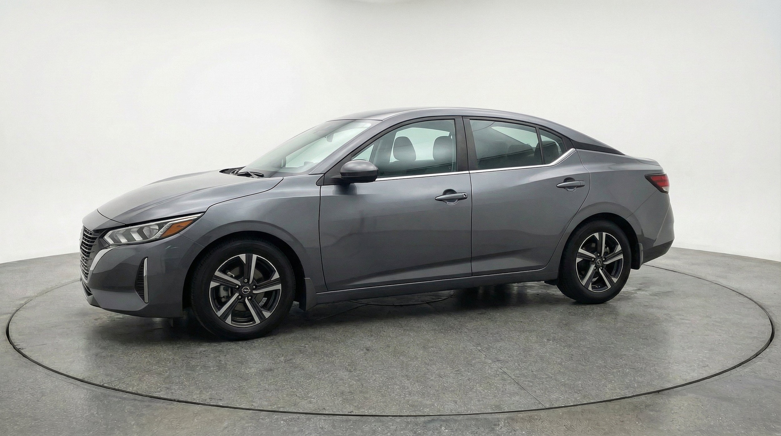 Thumbnail: 2025 Nissan Sentra - 3