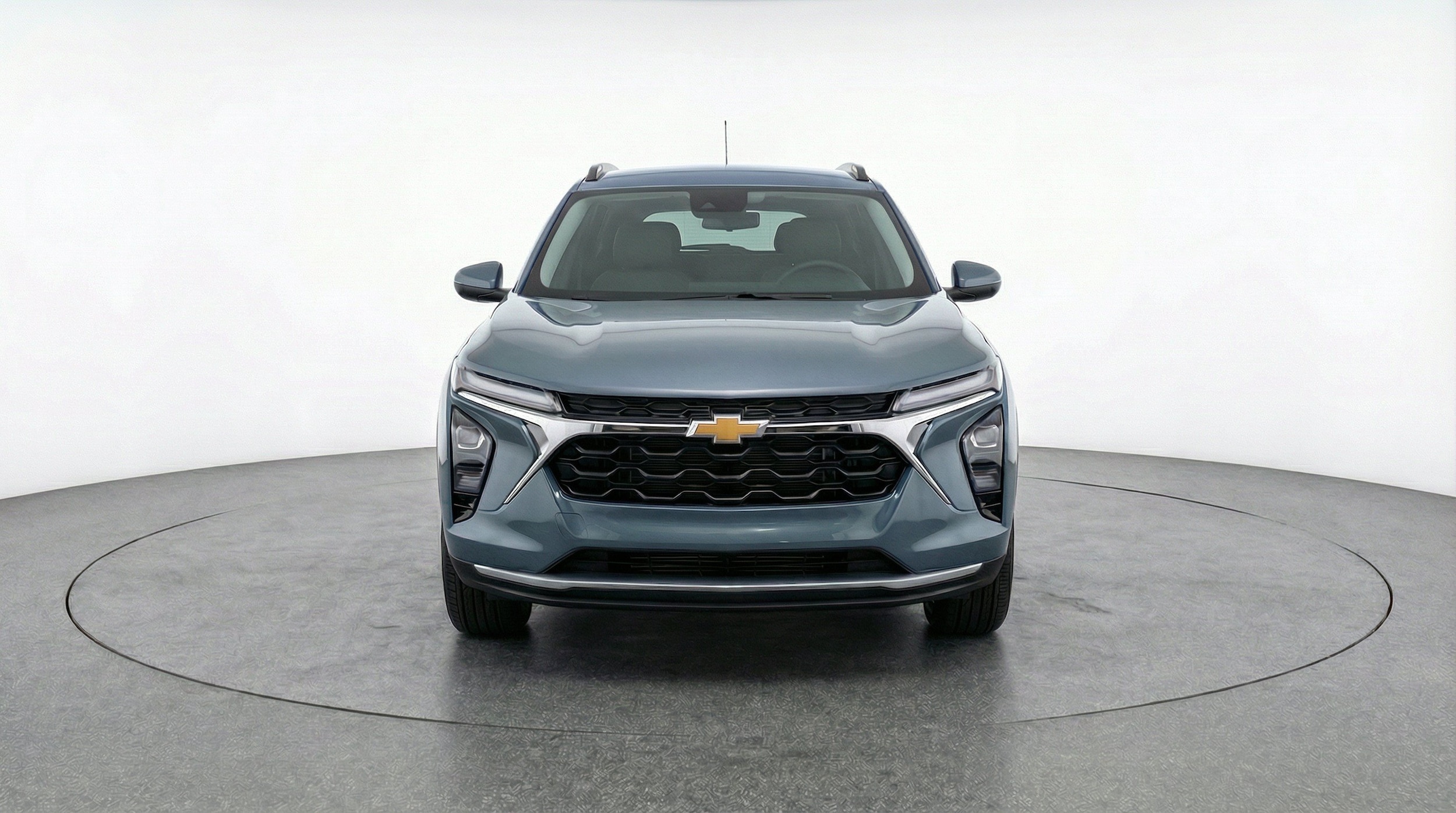 Thumbnail: 2025 Chevrolet Trax - 2