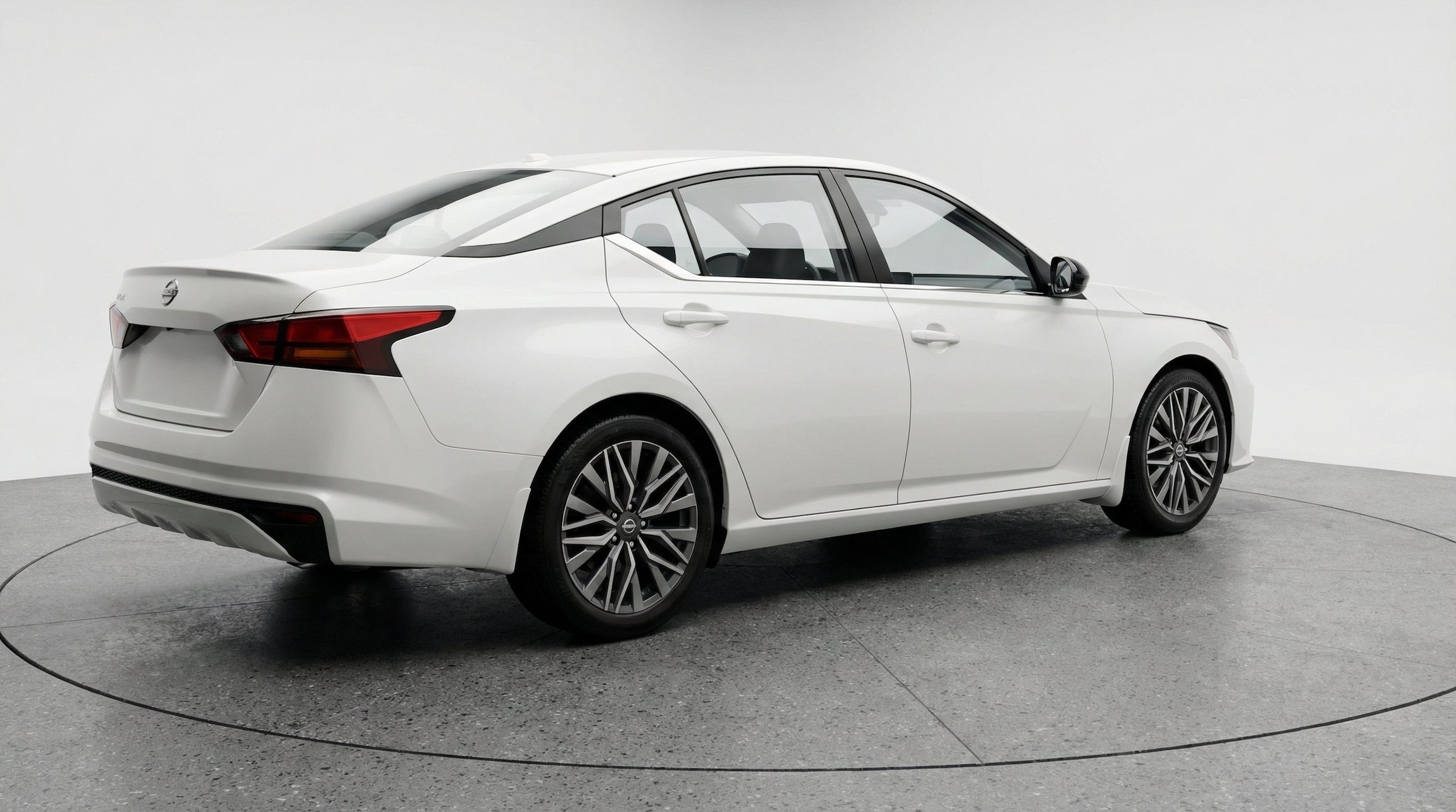 Thumbnail: 2025 Nissan Altima - 9