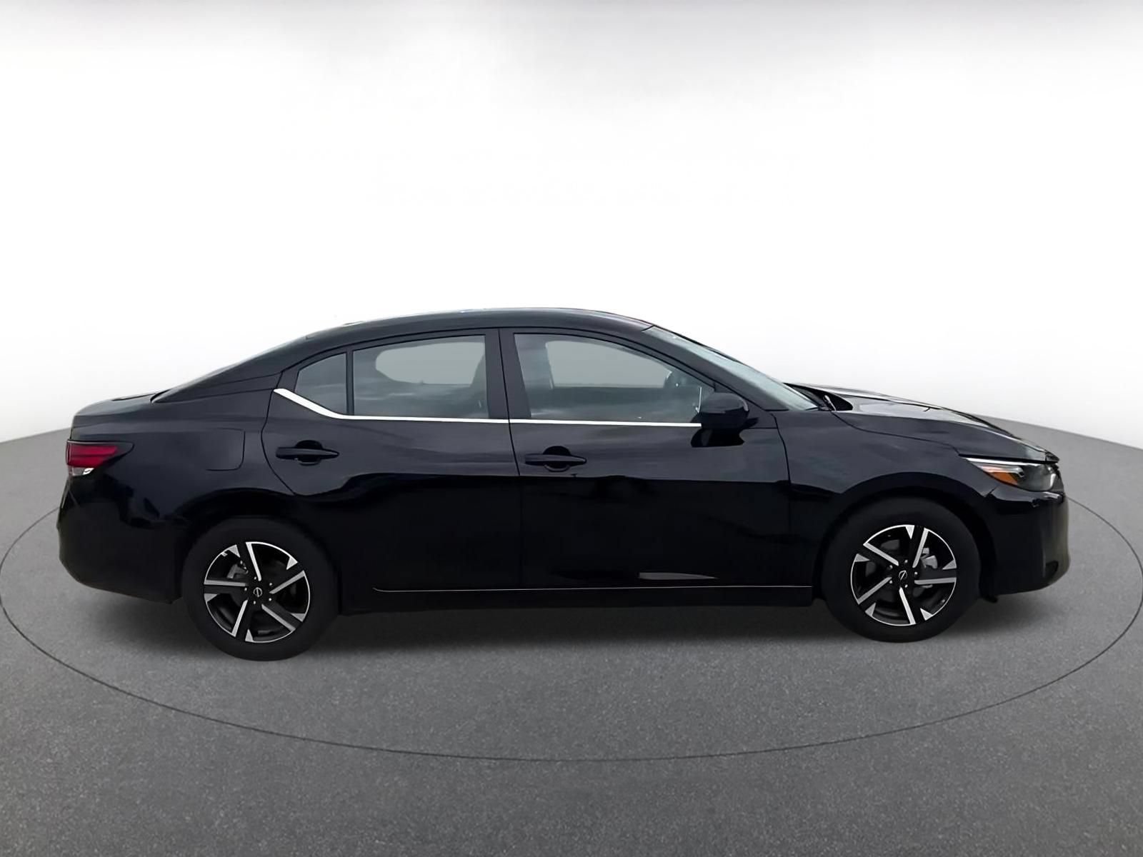 Thumbnail: 2025 Nissan Sentra - 13