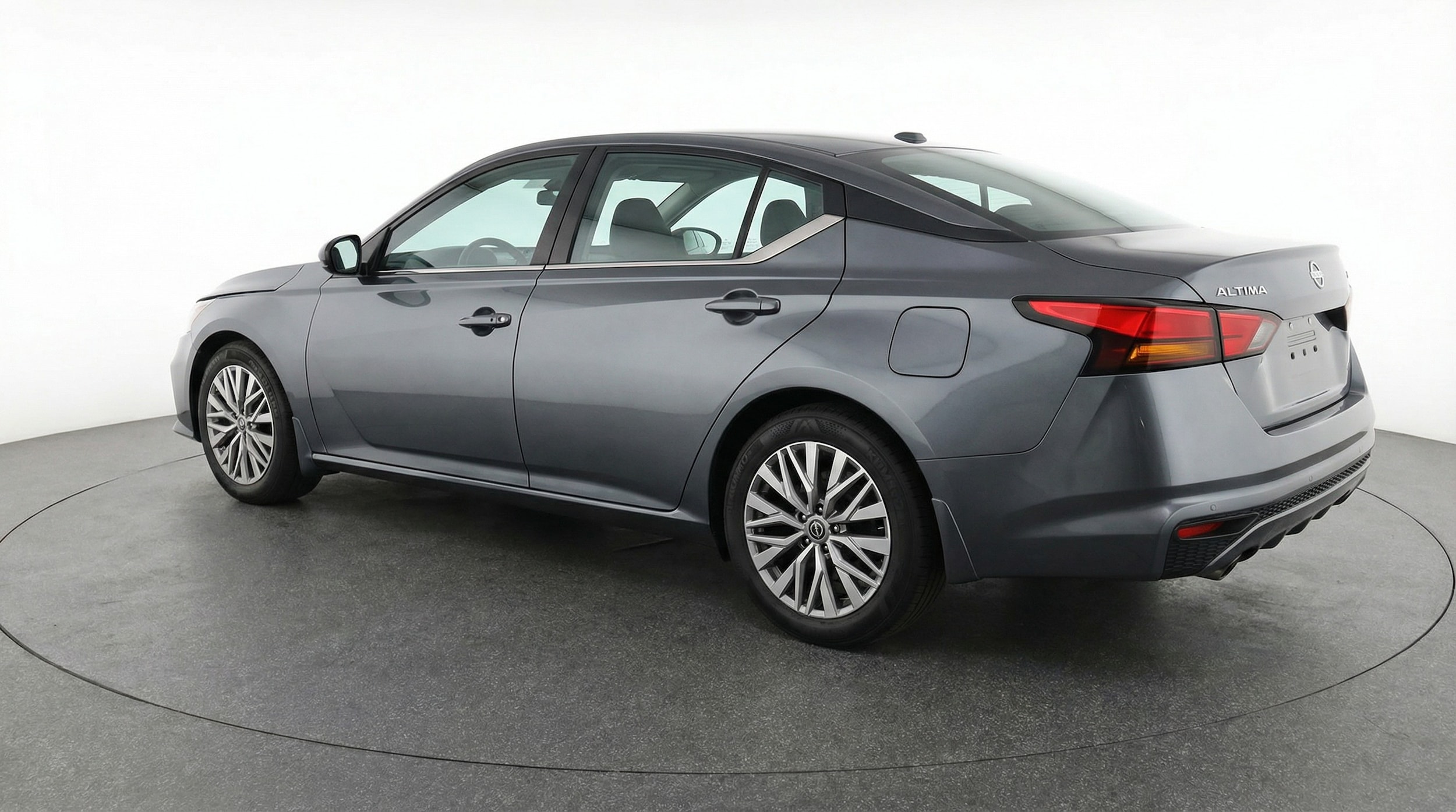 Thumbnail: 2025 Nissan Altima - 5