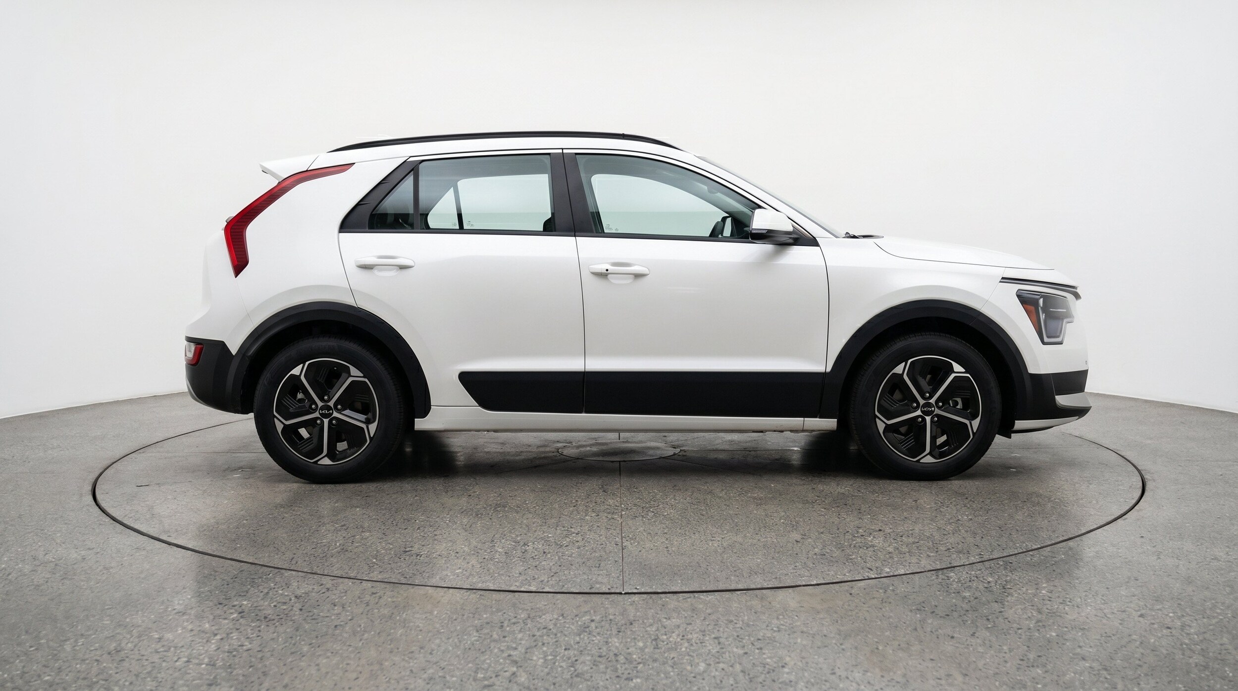 Thumbnail: 2026 Kia Niro - 11