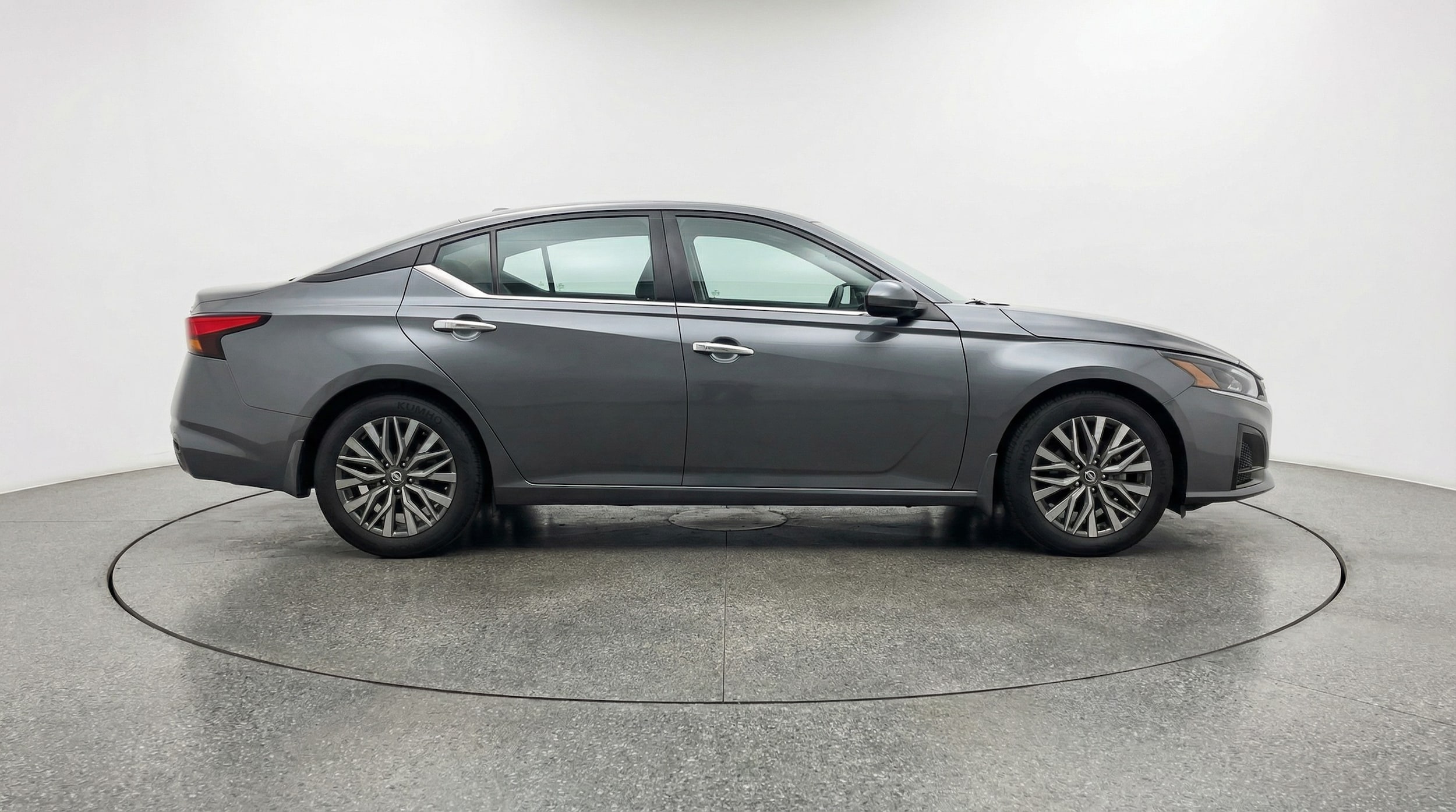 Thumbnail: 2025 Nissan Altima - 8