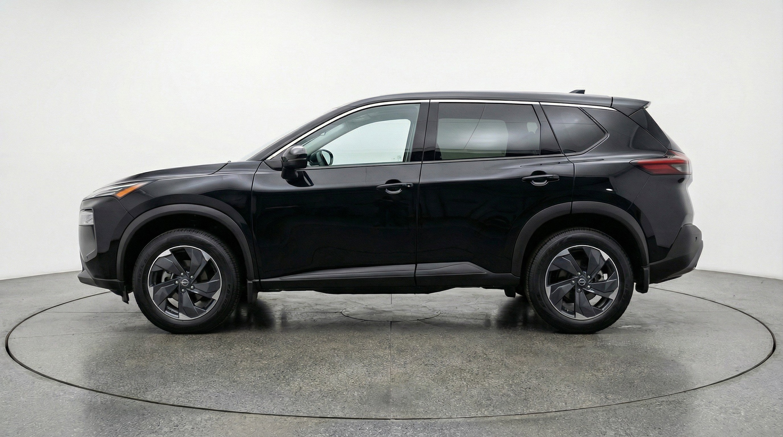 Thumbnail: 2025 Nissan Rogue - 5