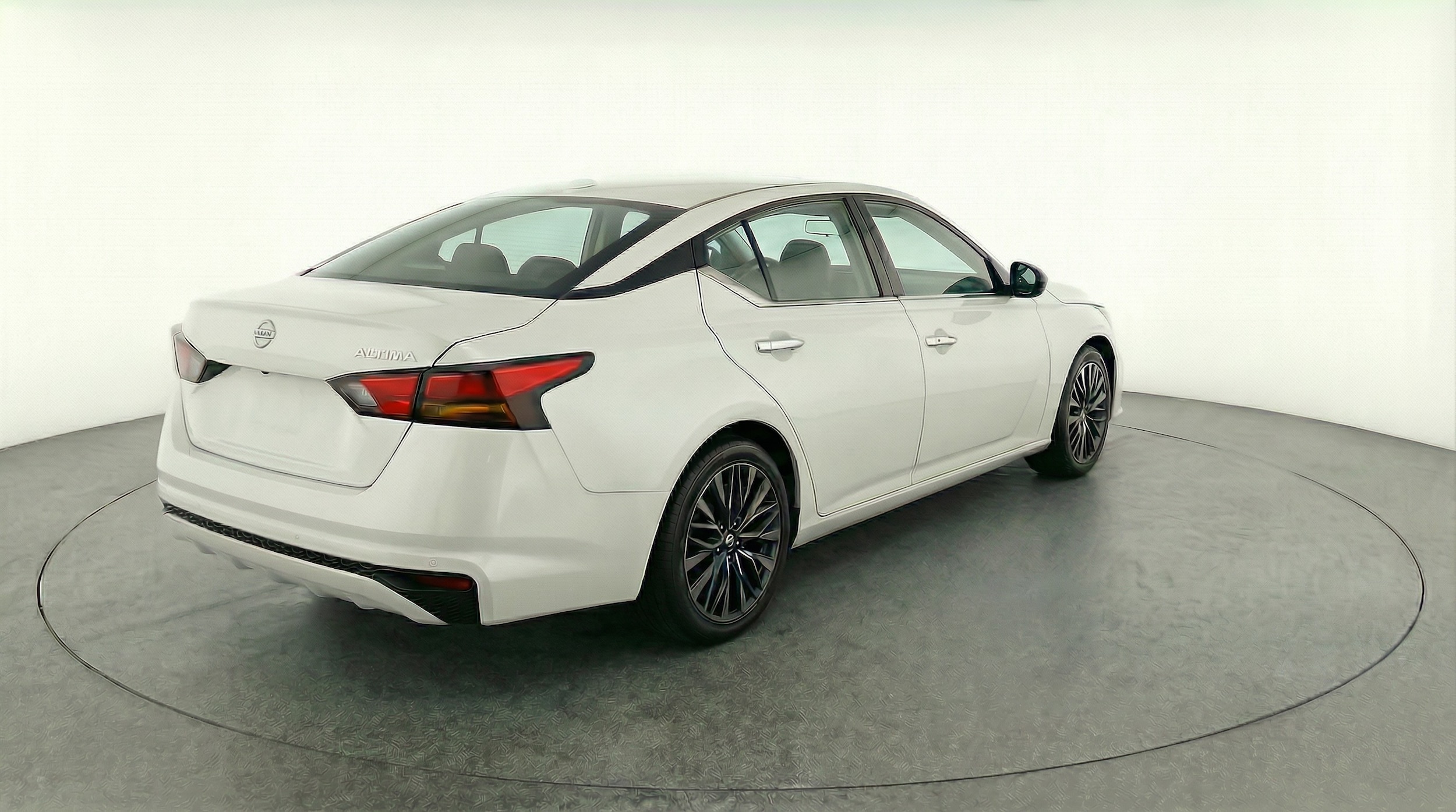 Thumbnail: 2025 Nissan Altima - 7