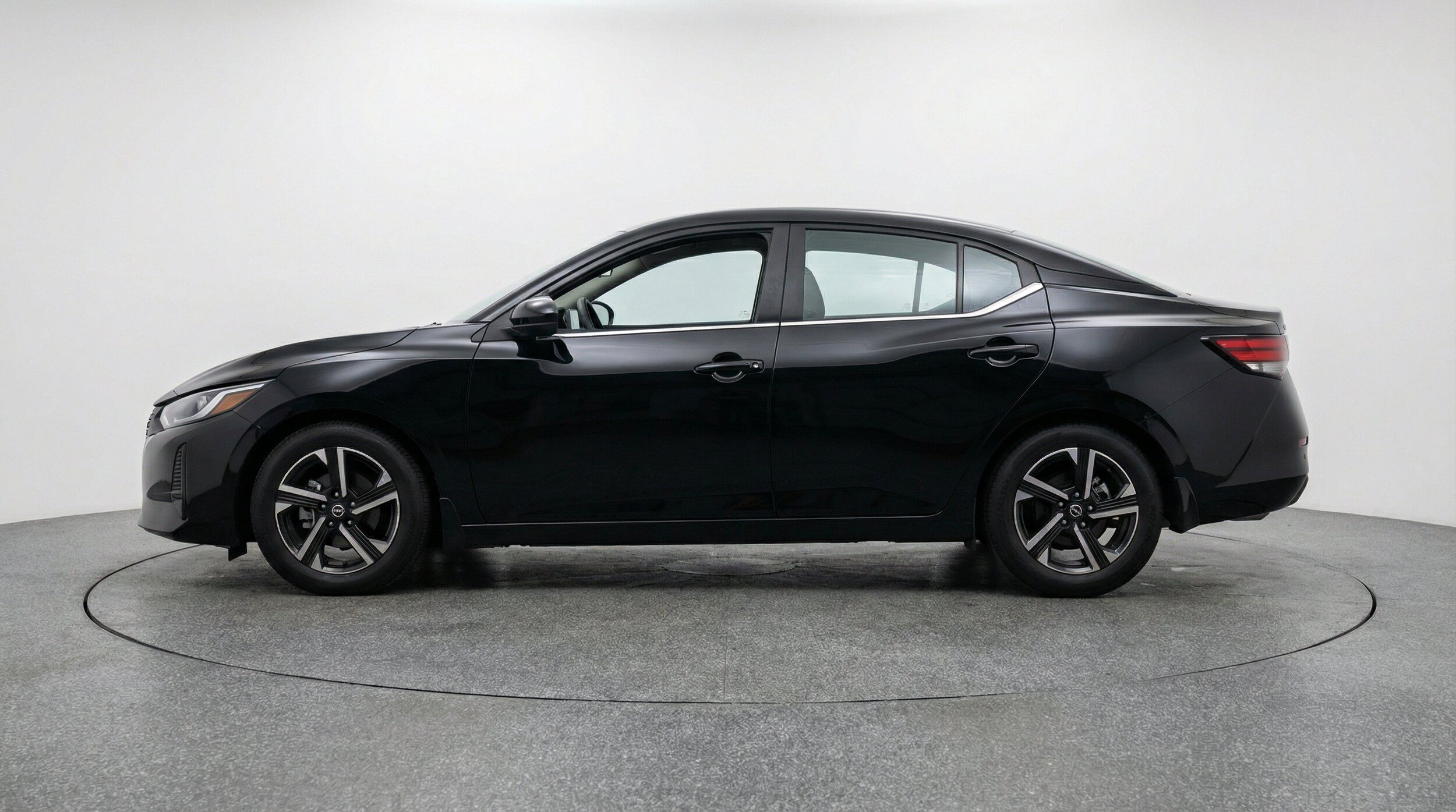 Thumbnail: 2025 Nissan Sentra - 5
