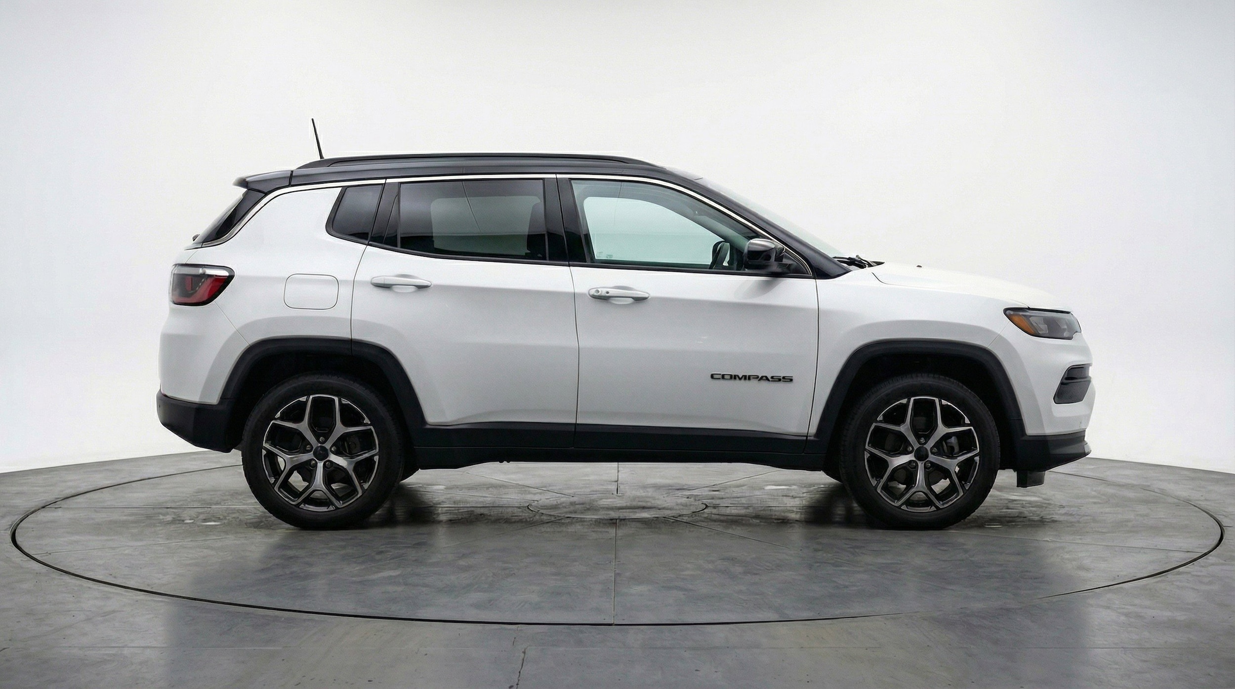 Thumbnail: 2025 Jeep Compass - 11