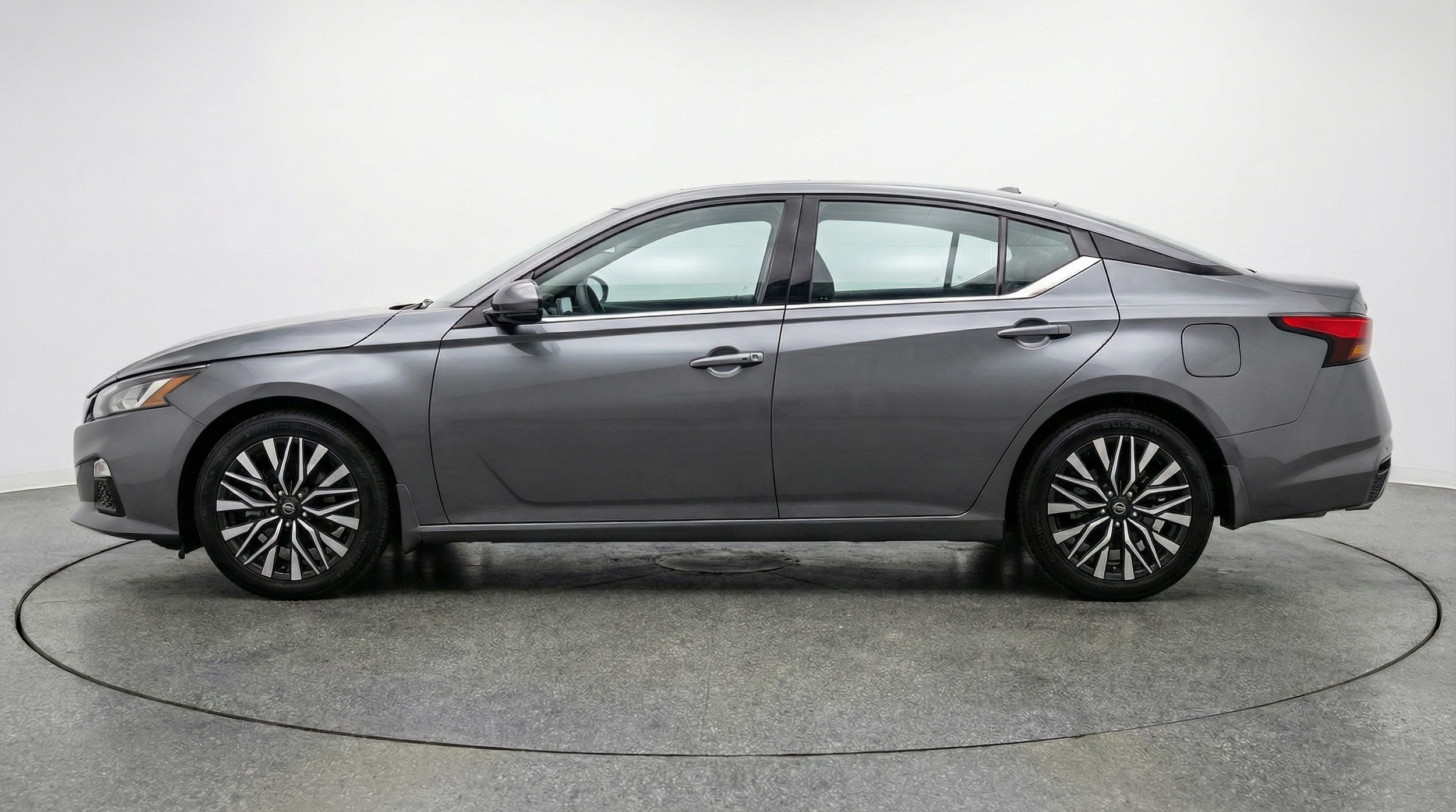 Thumbnail: 2025 Nissan Altima - 4