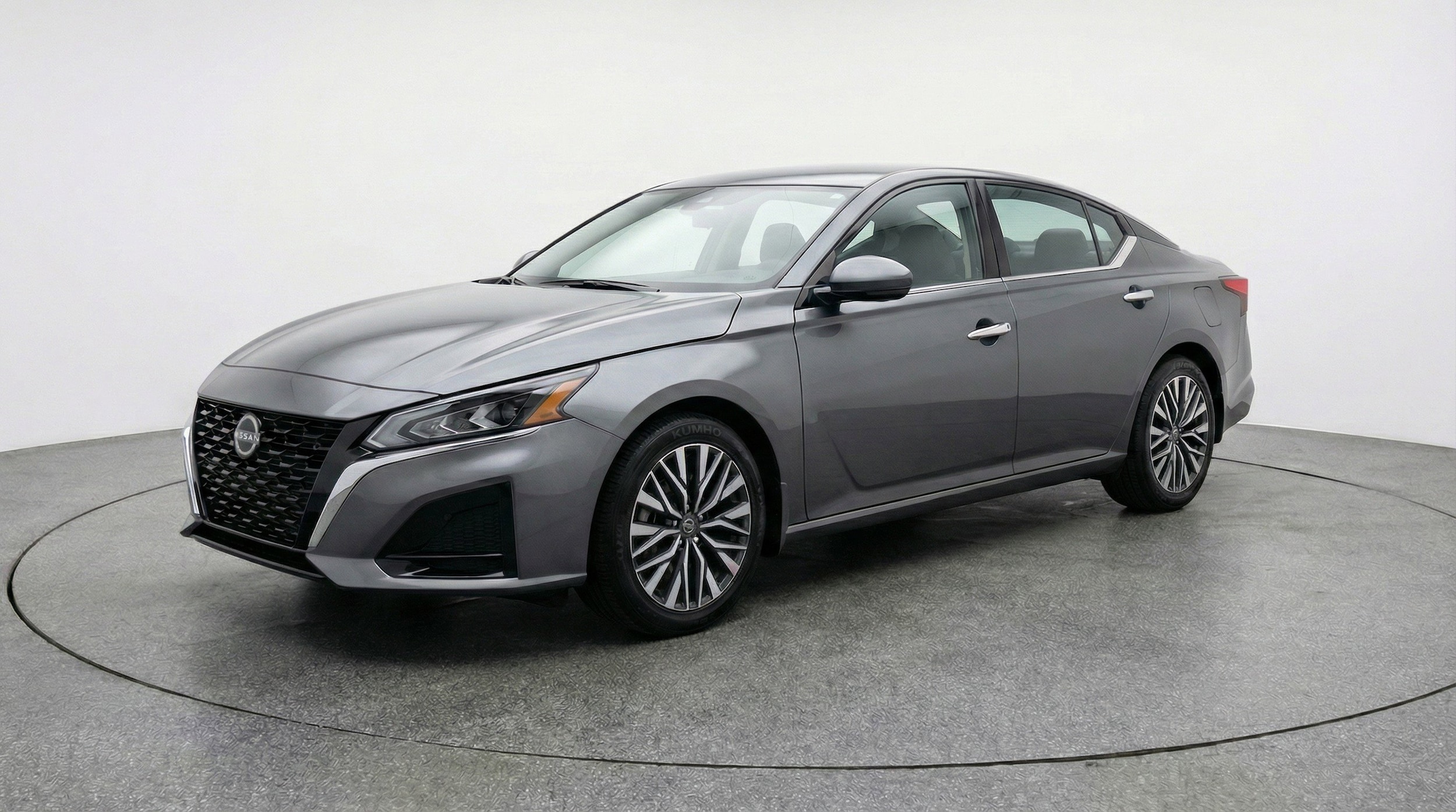 Thumbnail: 2025 Nissan Altima - 3