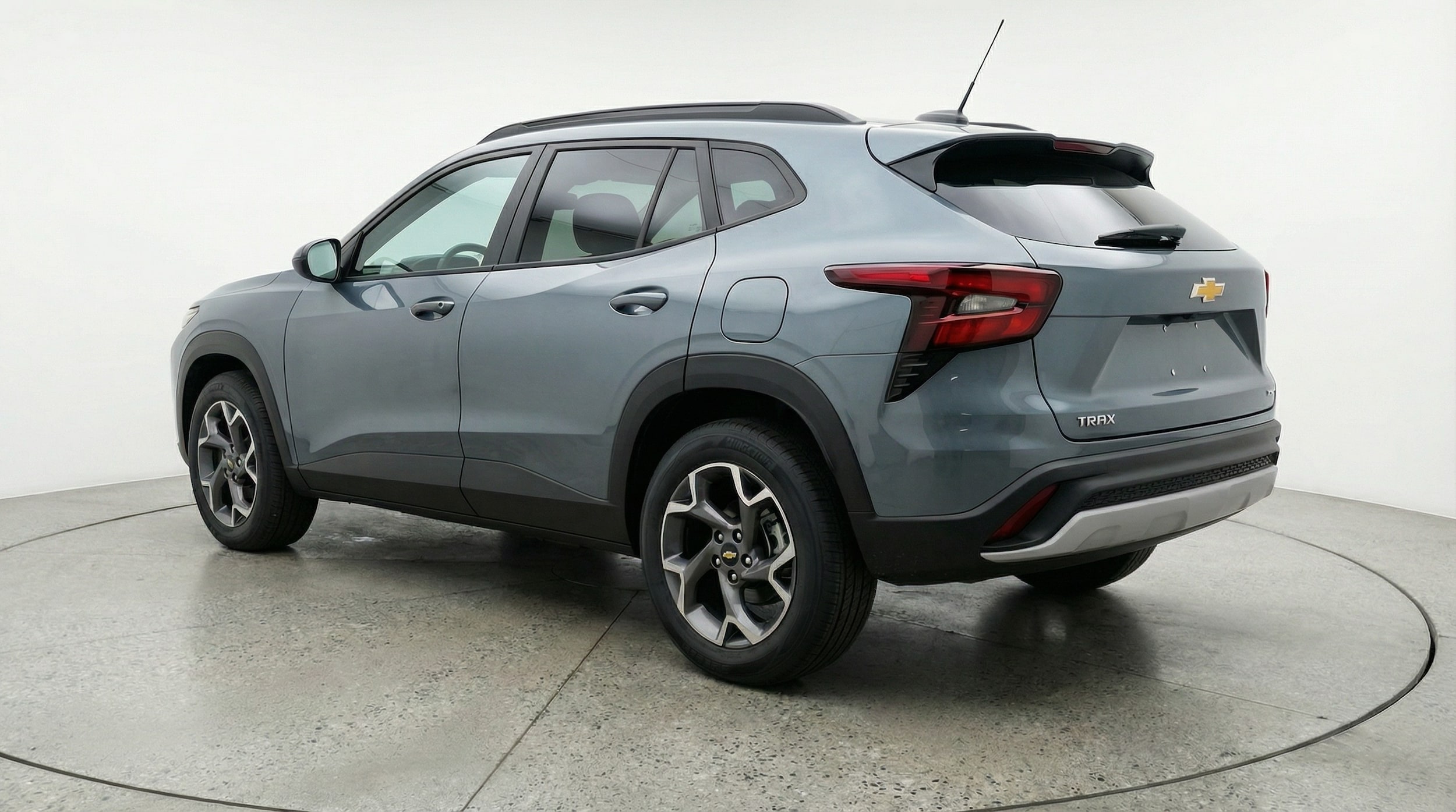 Thumbnail: 2025 Chevrolet Trax - 5