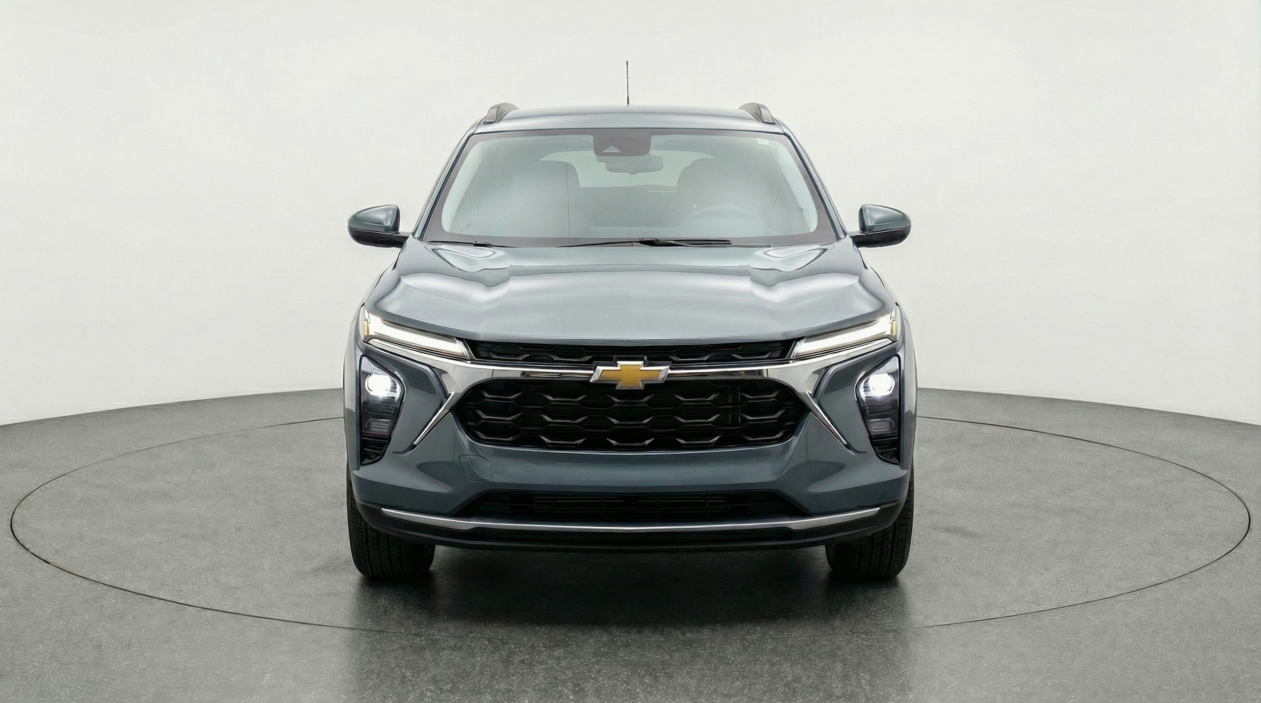 Thumbnail: 2025 Chevrolet Trax - 2