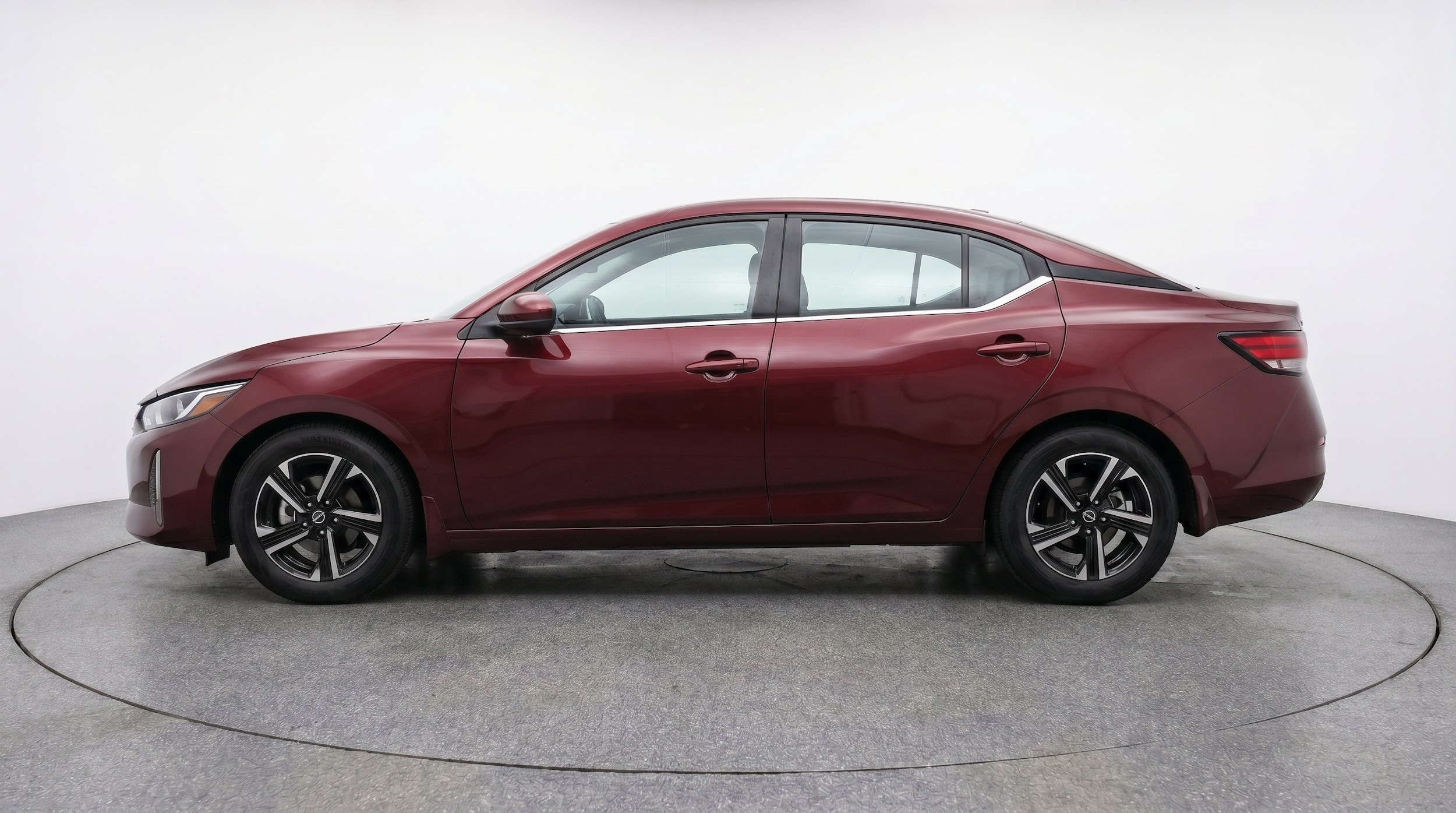 Thumbnail: 2025 Nissan Sentra - 5